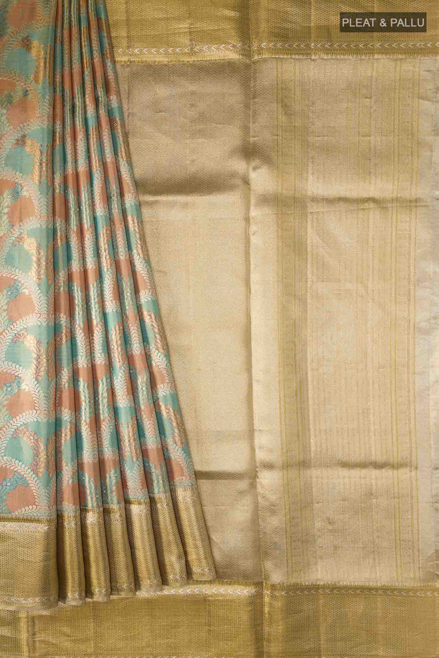 pleats pallu