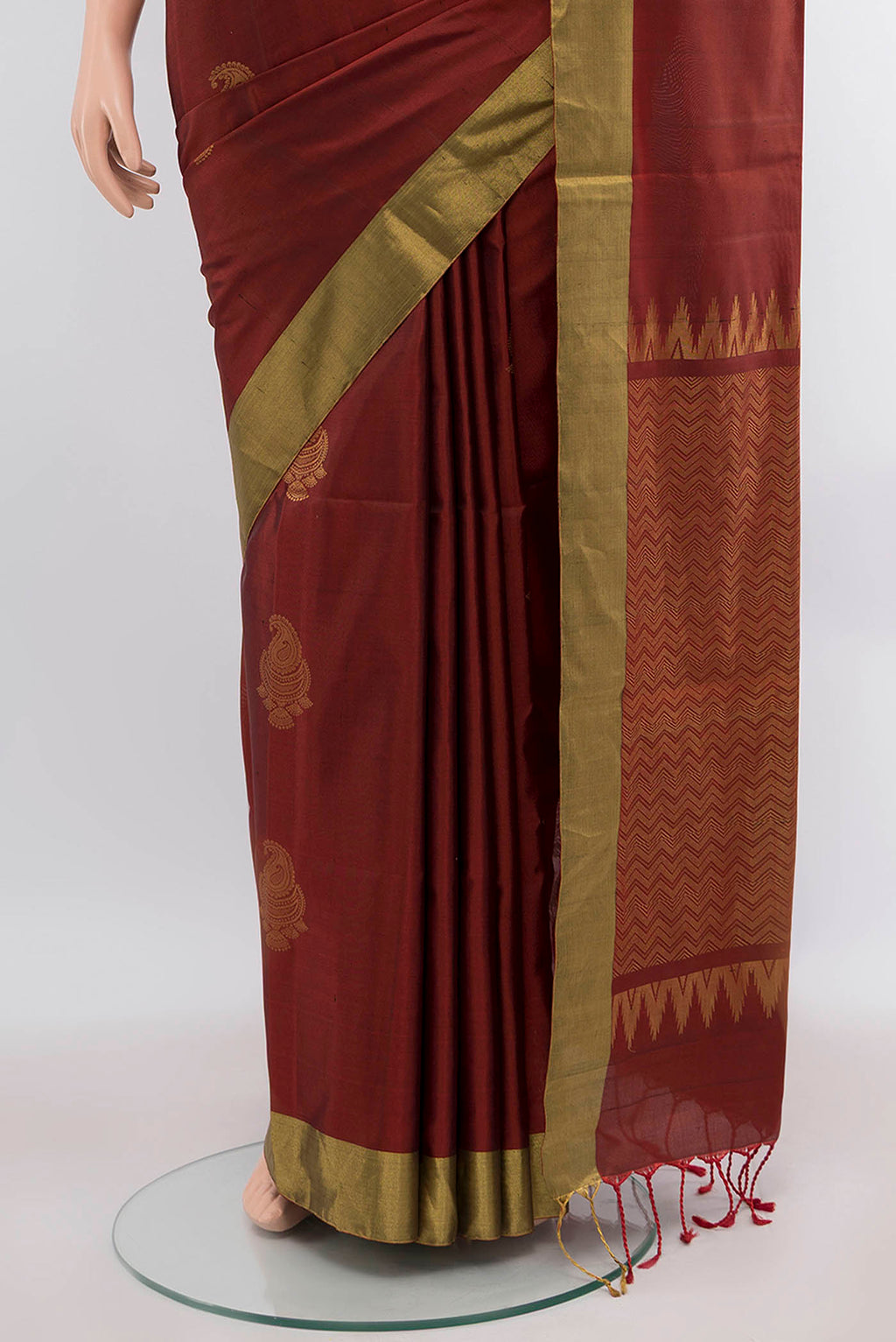 pleats pallu