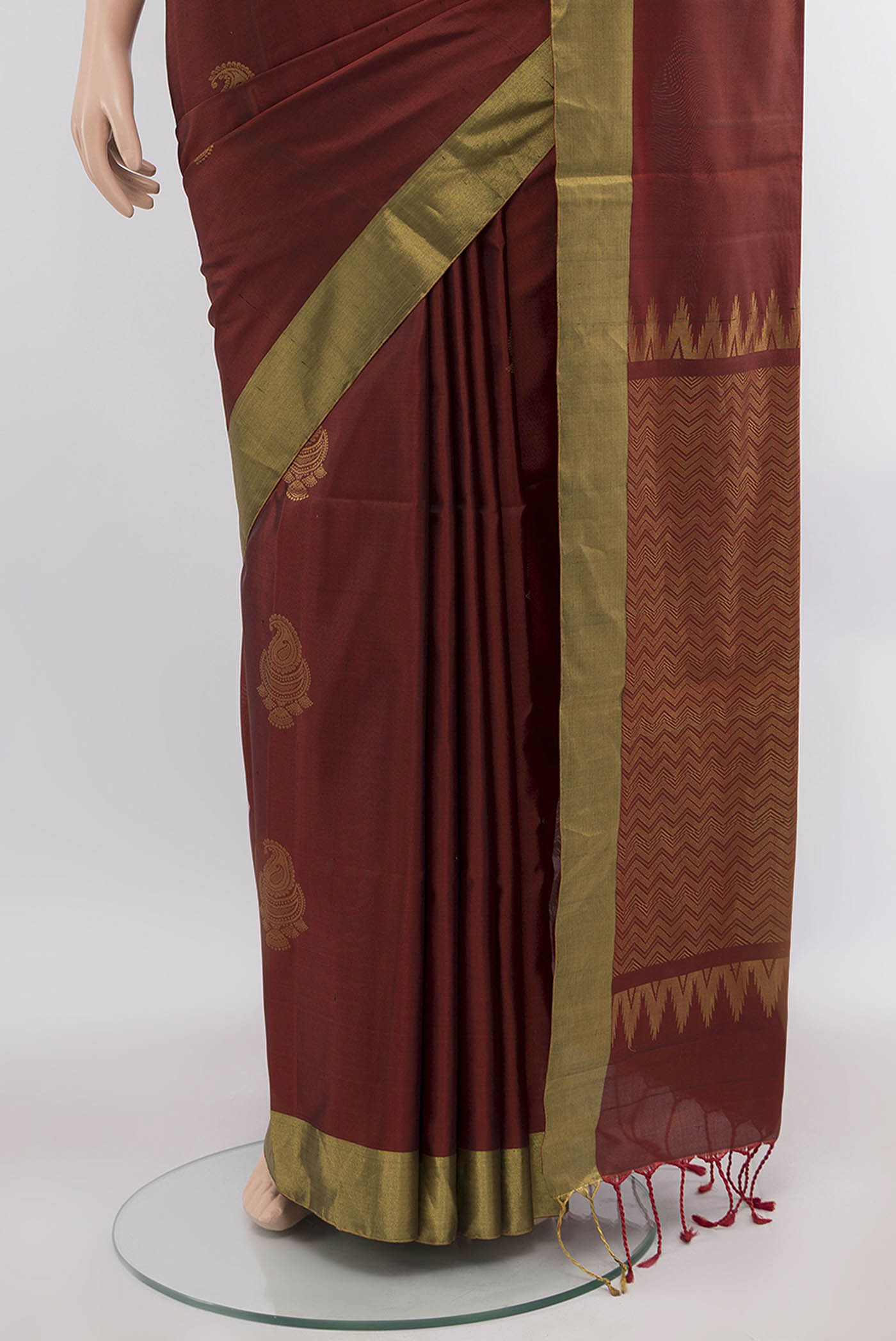 pleats pallu