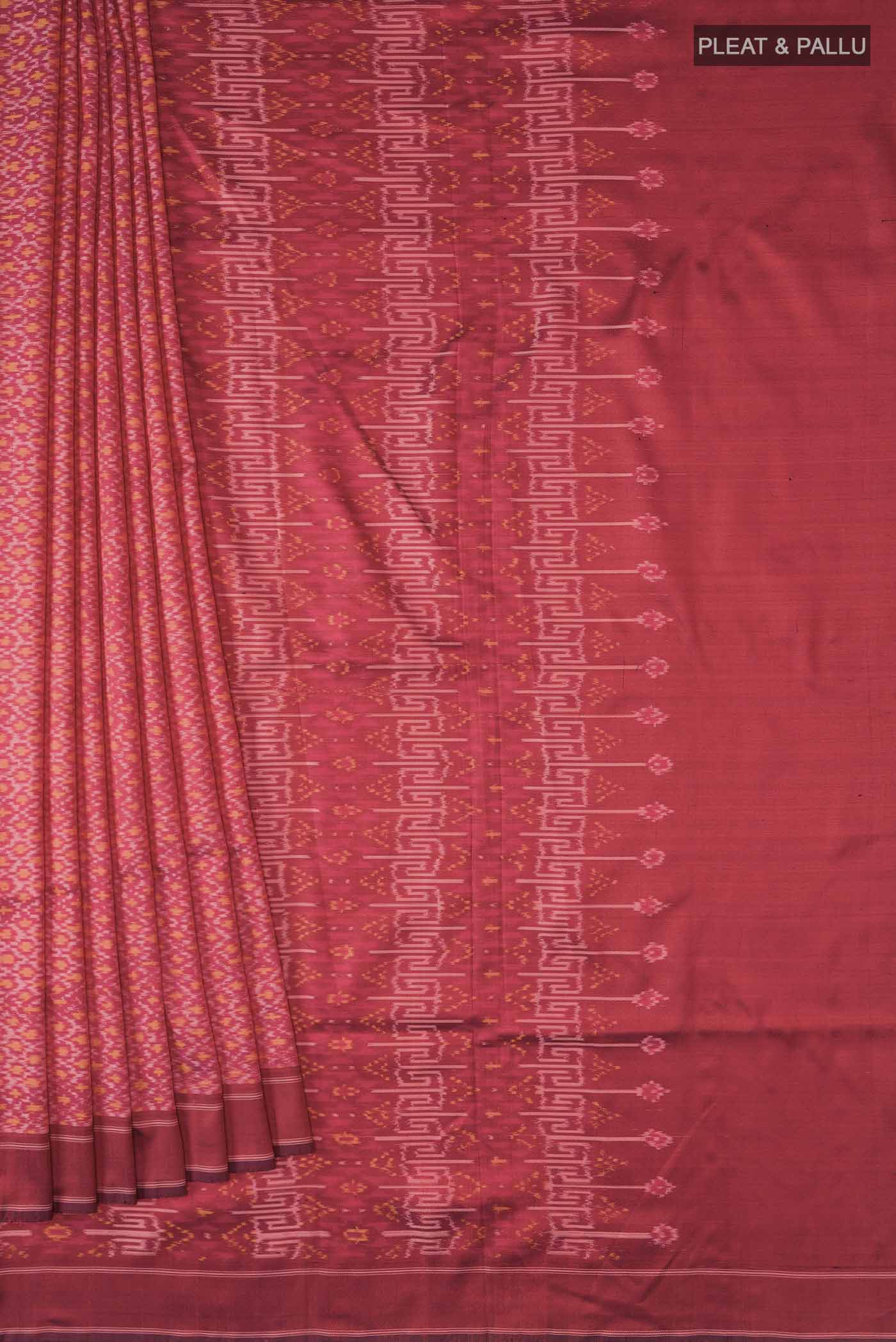 pleats pallu