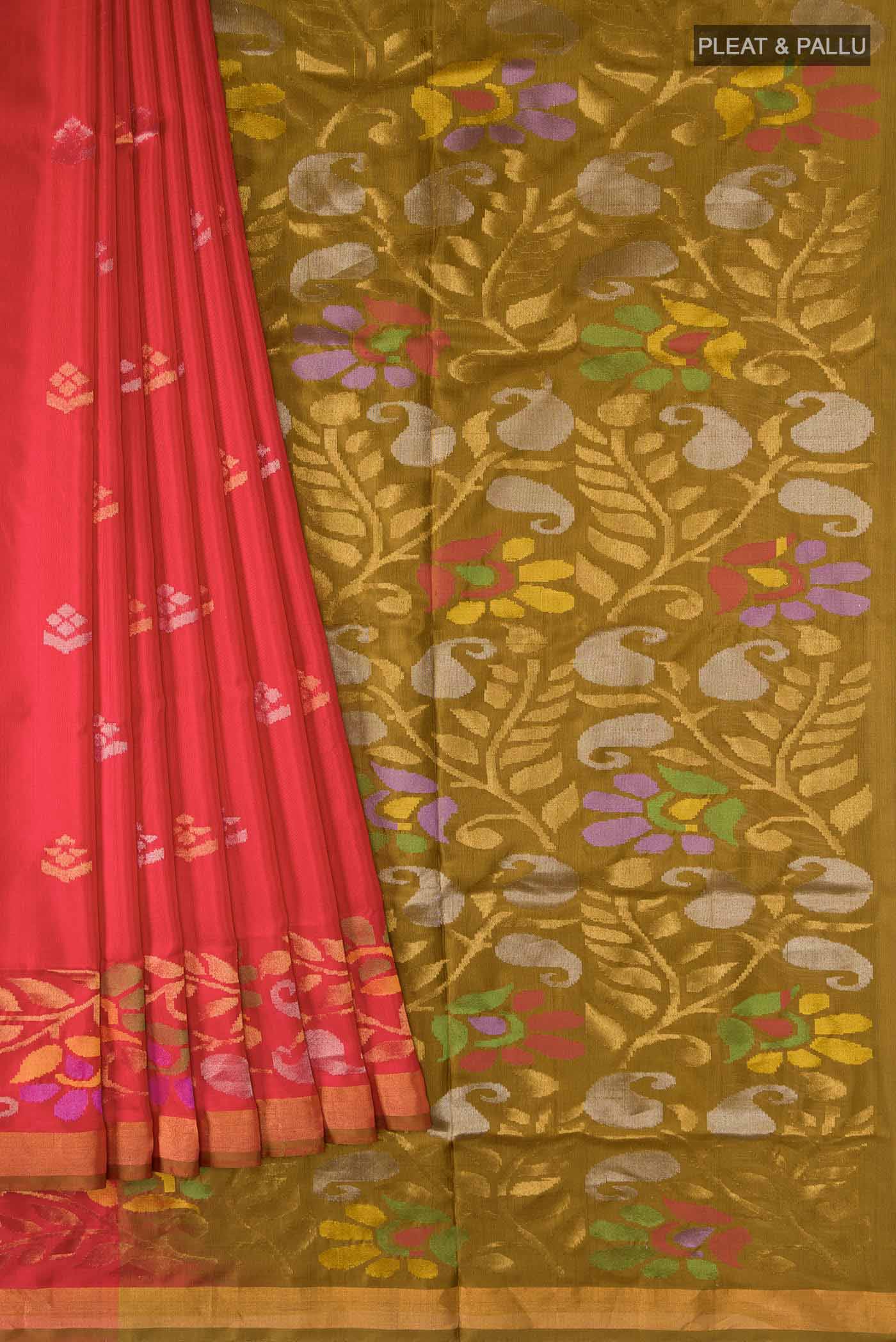 pleats pallu