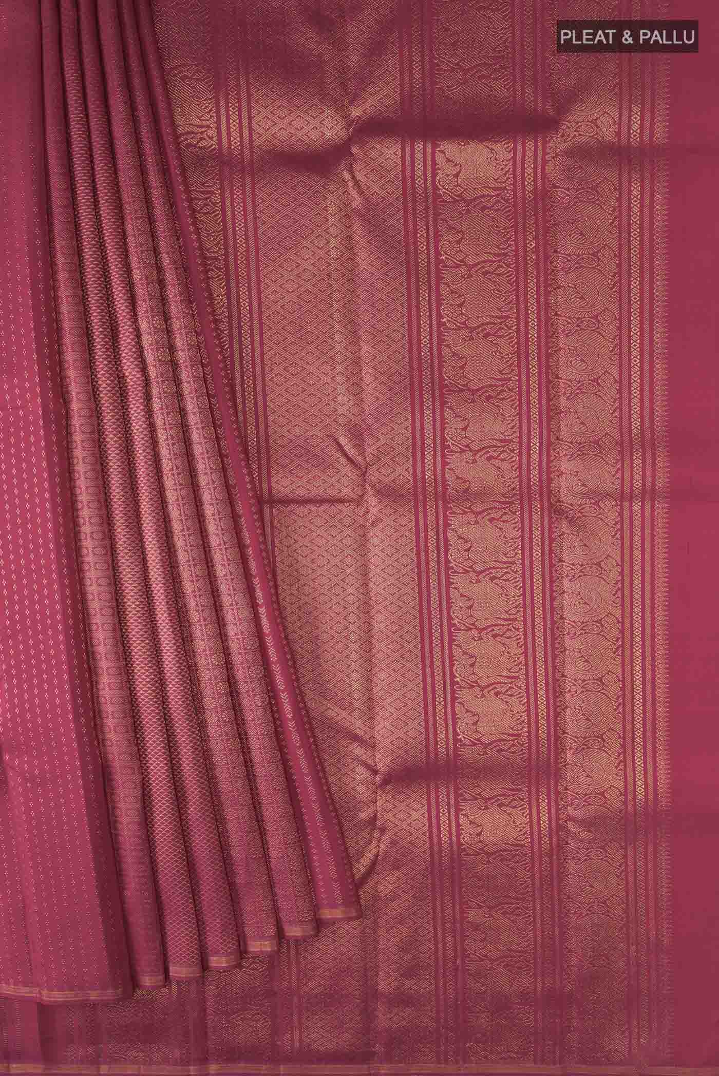 pleats pallu