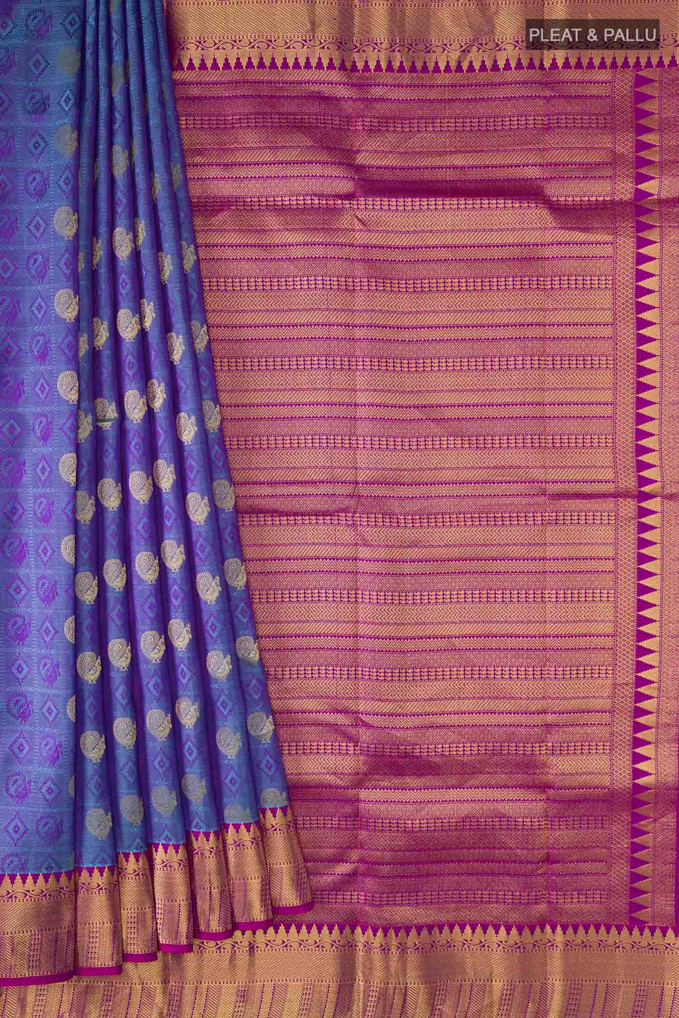 pleats pallu