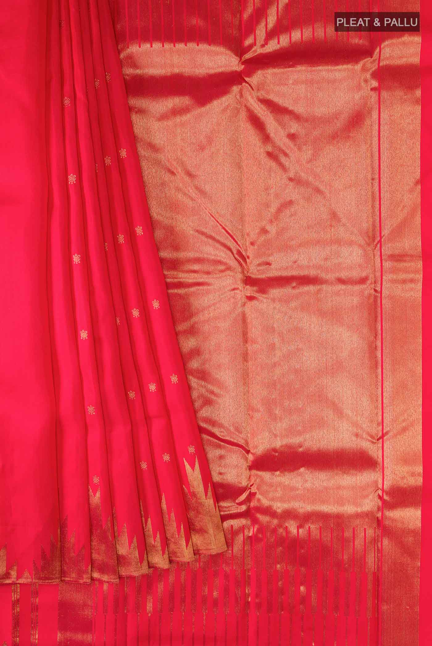 pleats pallu