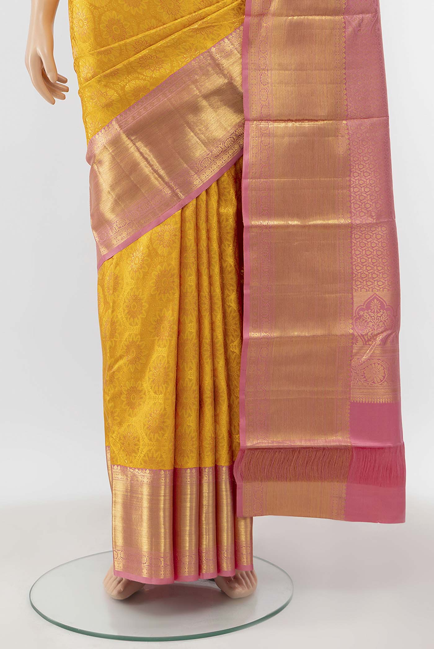 pleats pallu