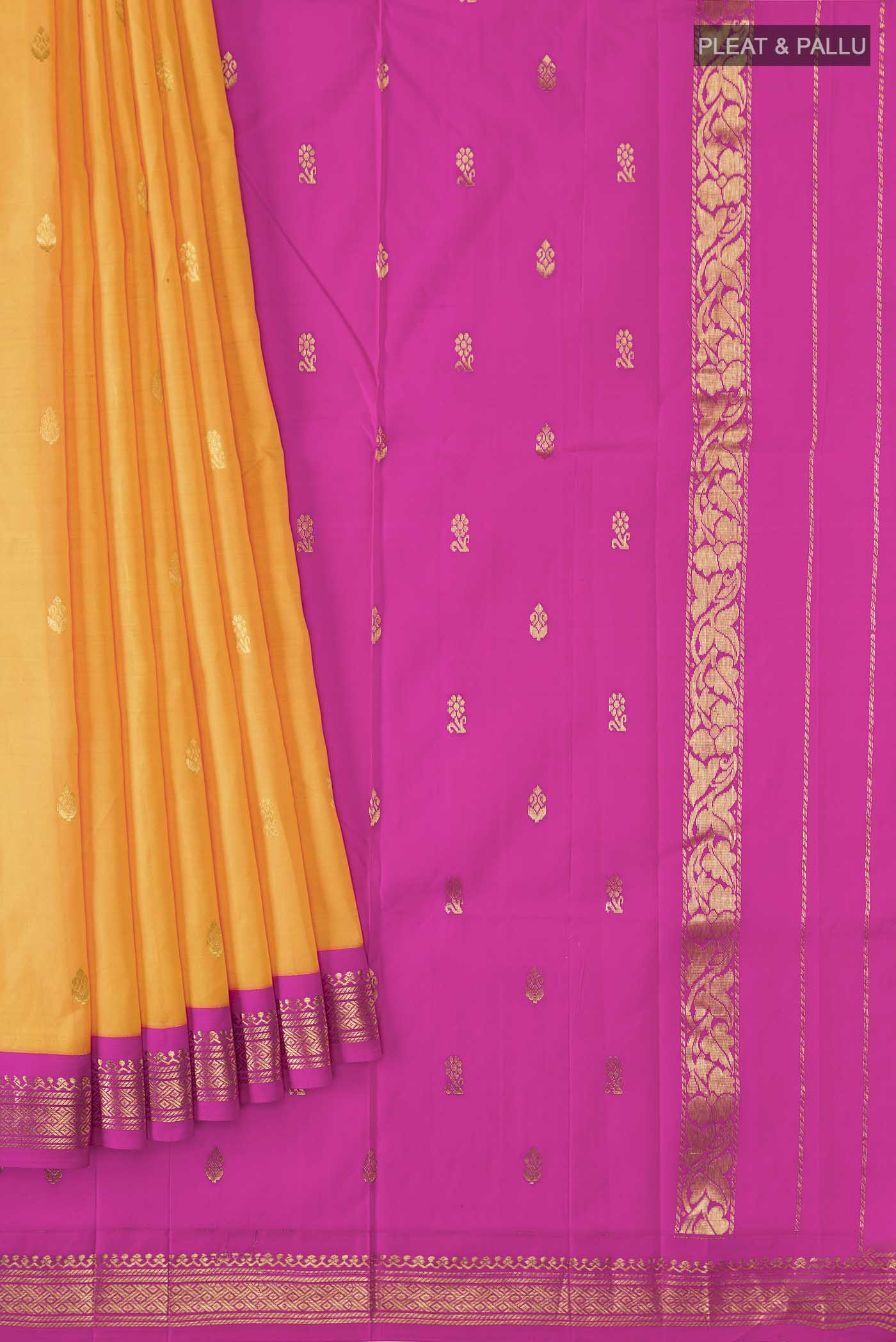 pleats pallu