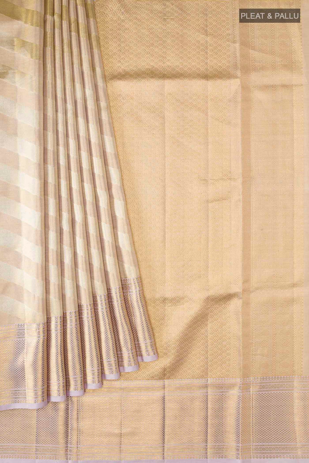 pleats pallu