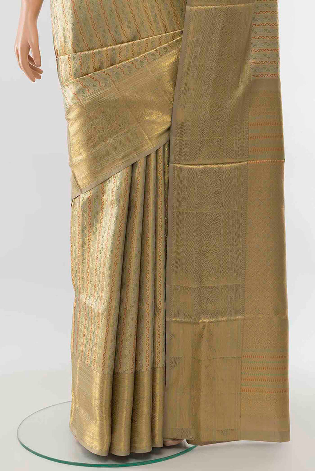 pleats pallu