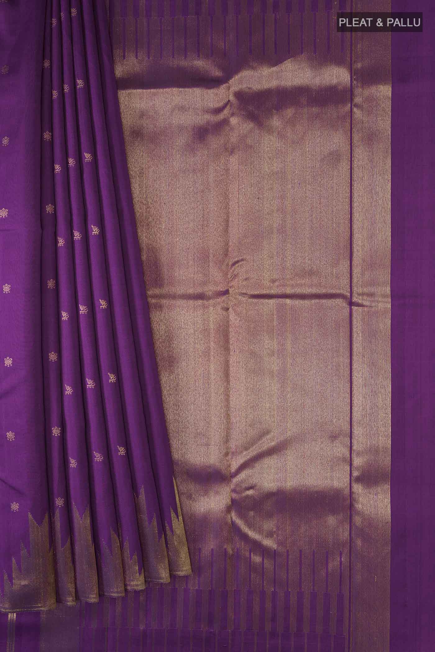 pleats pallu