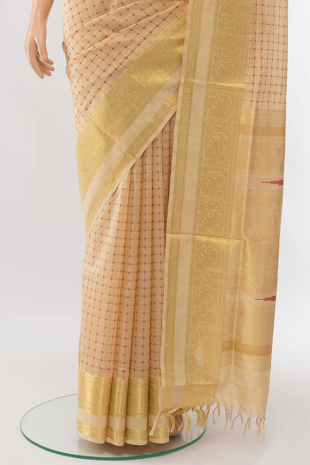 pleats pallu