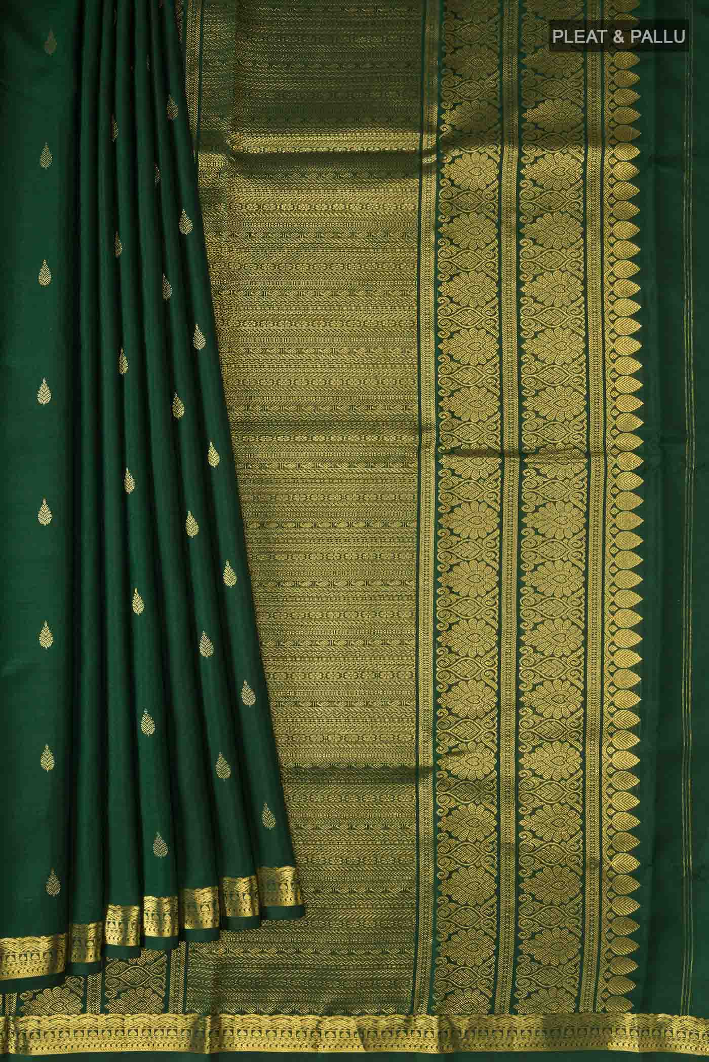 pleats pallu