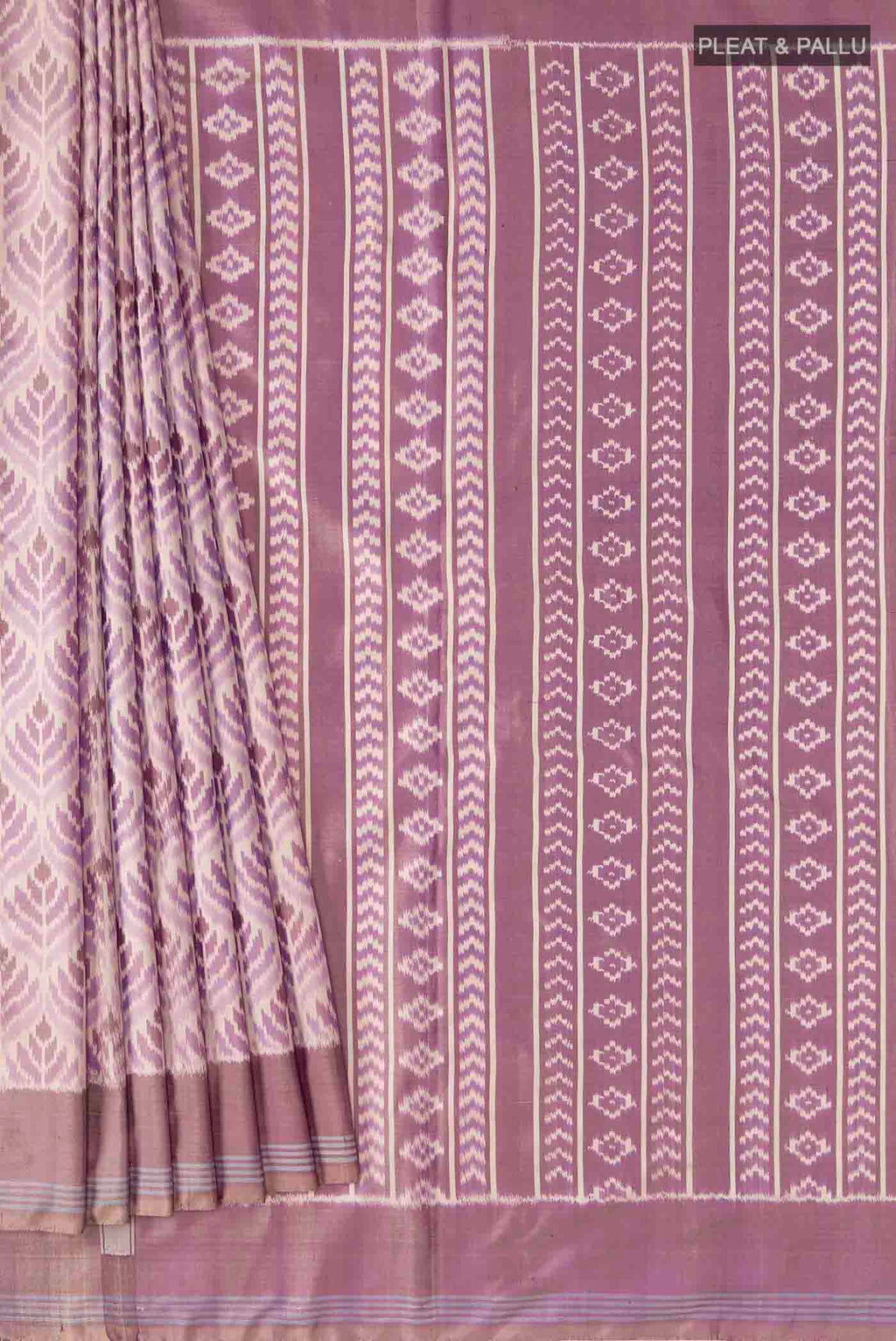 pleats pallu