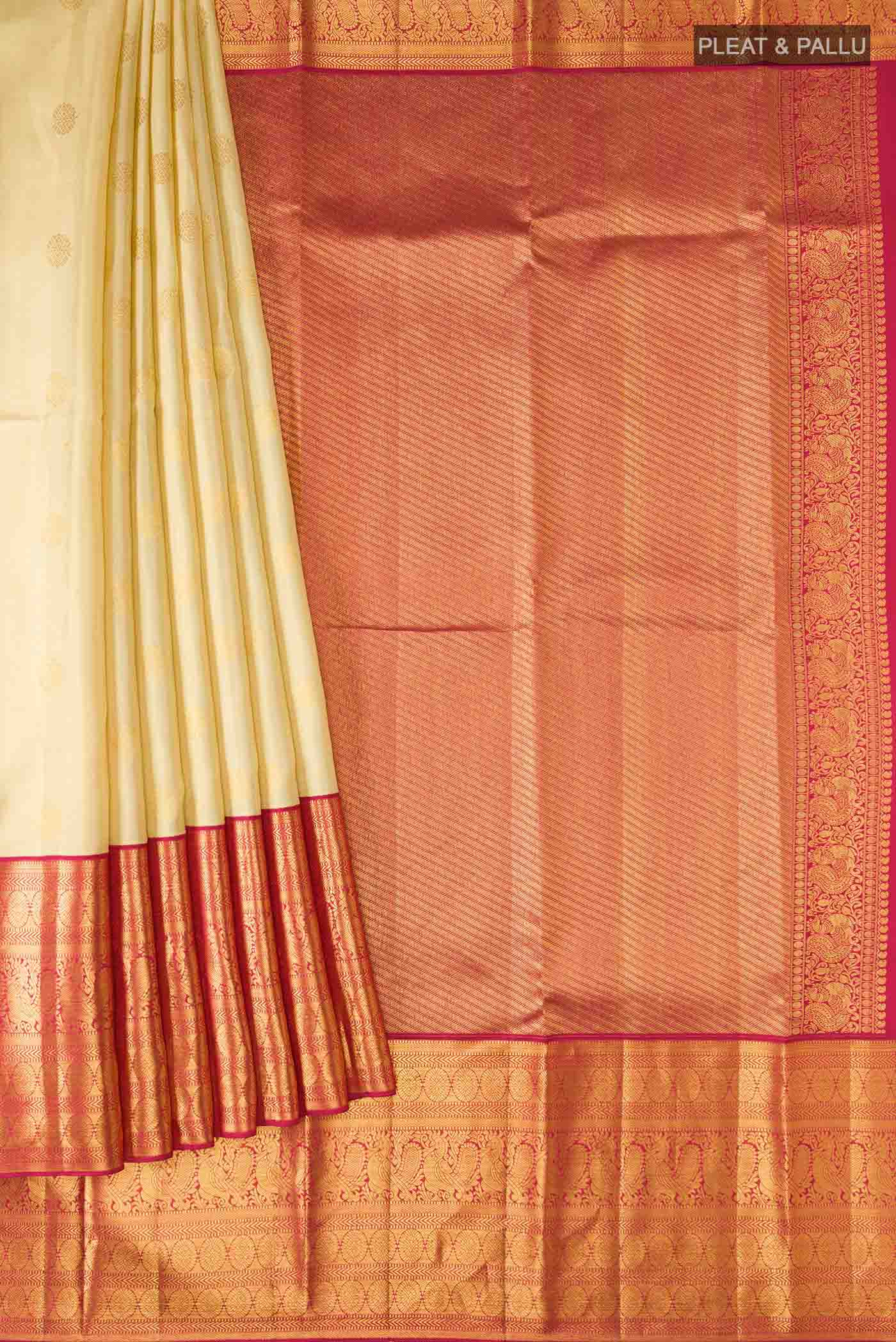 pleats pallu