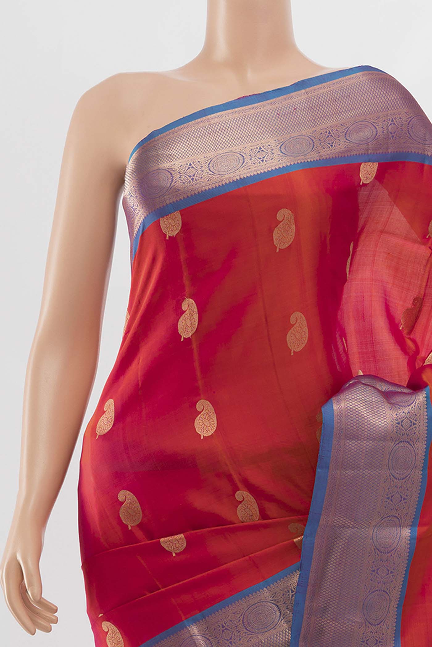 Border image of Peach Kanchipuram Silk Saree with Zari Butta on the body and Silk Border