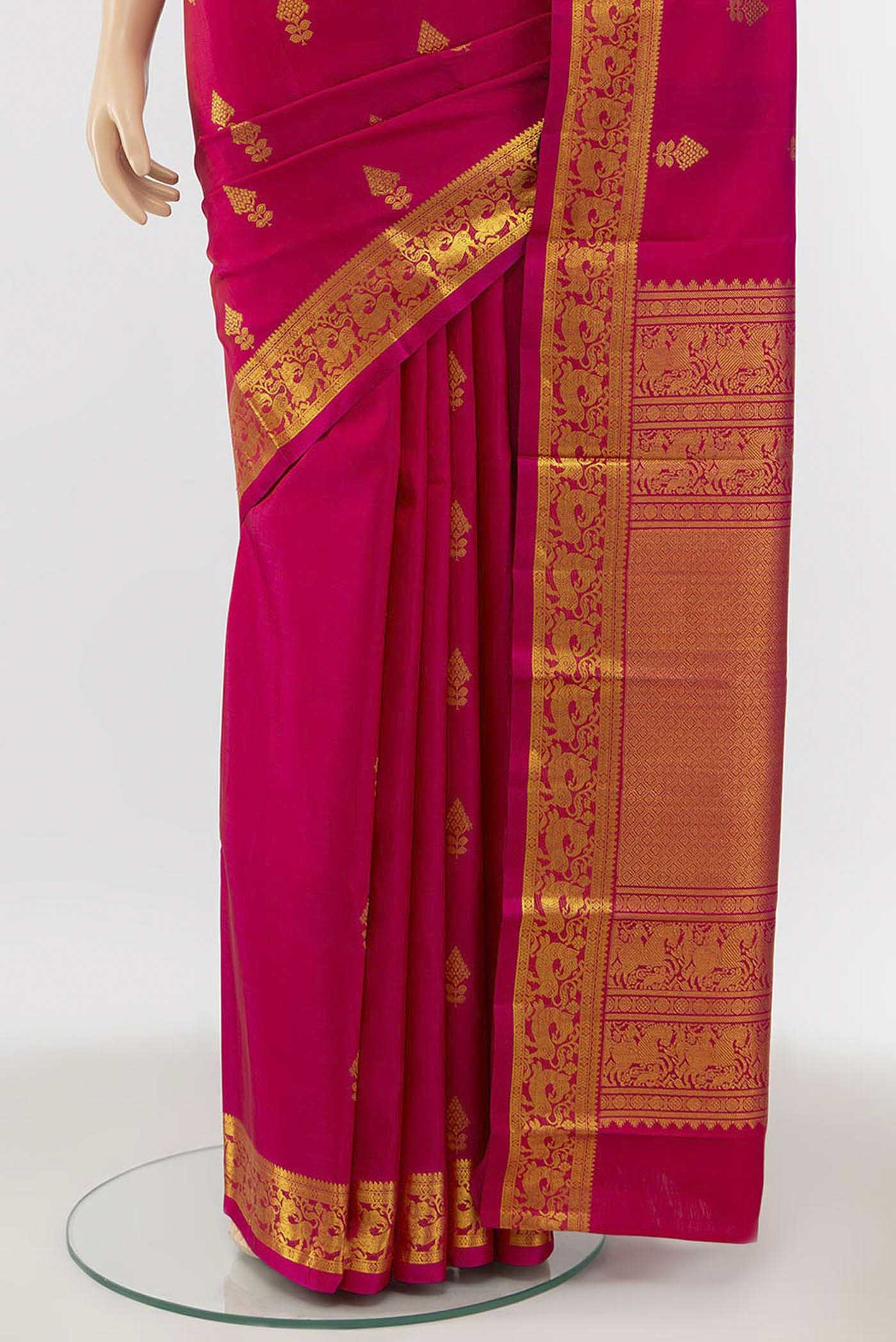 pleats pallu