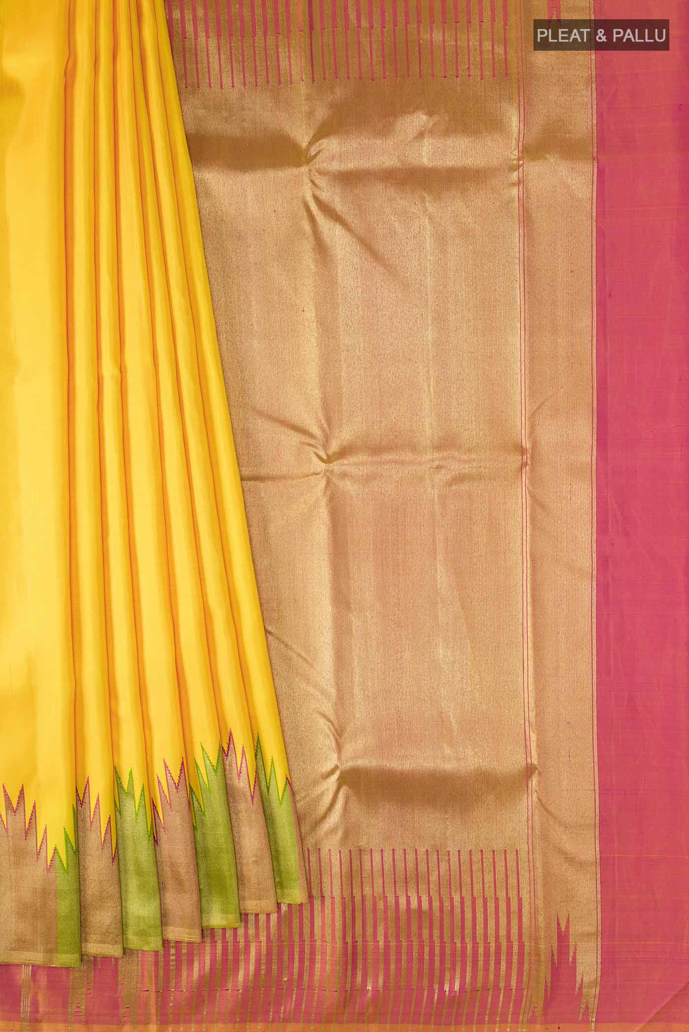 pleats pallu
