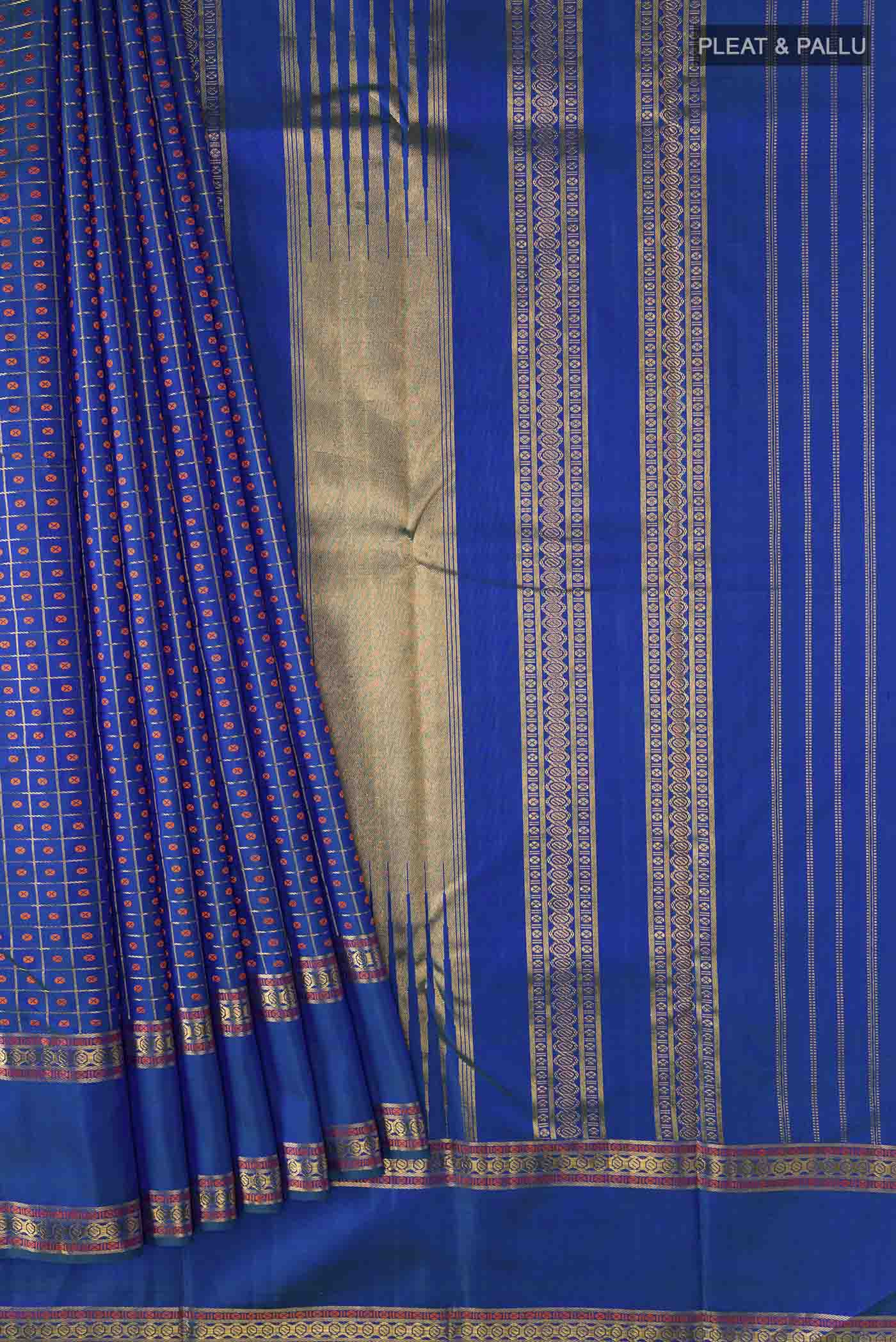 pleats pallu