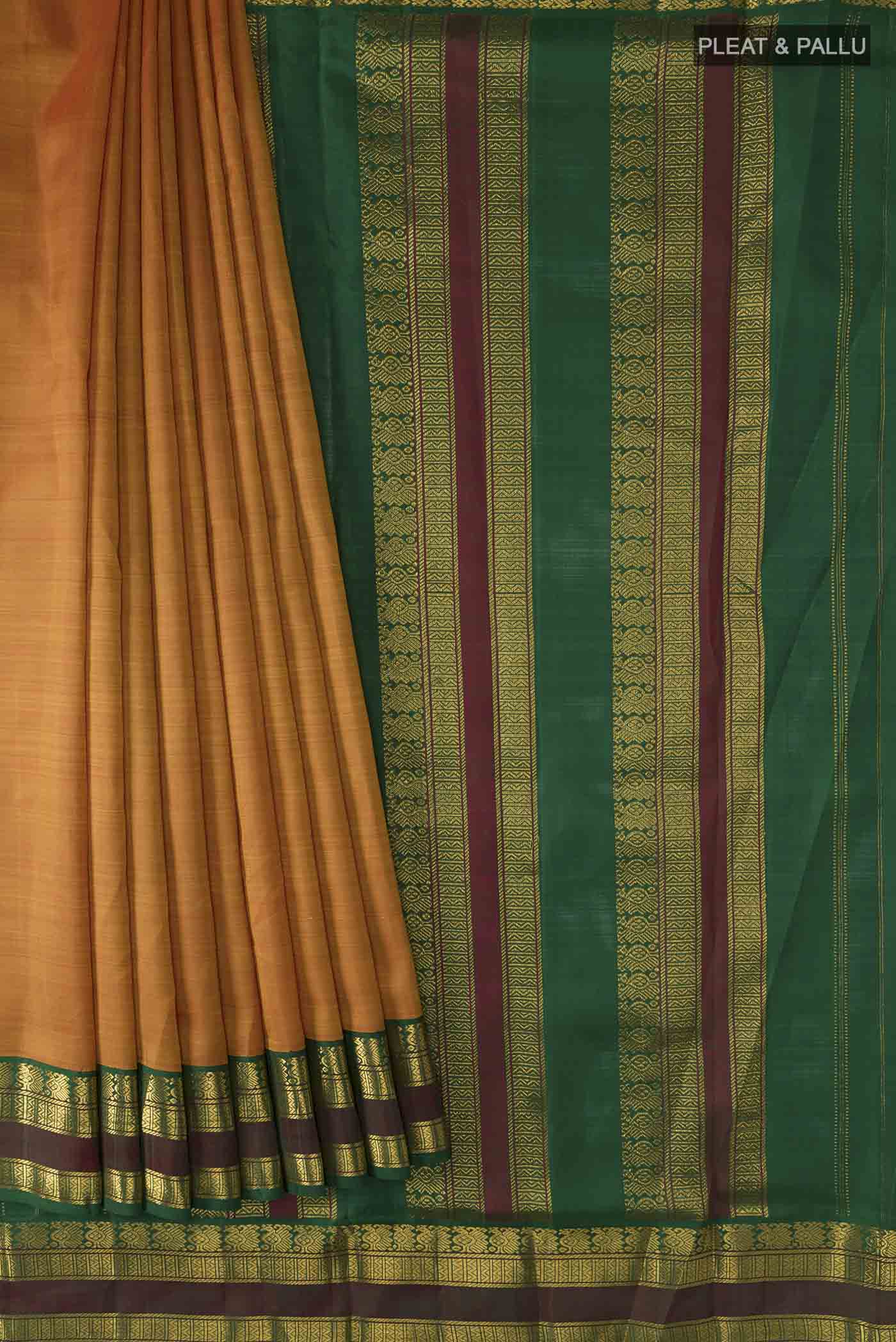pleats pallu