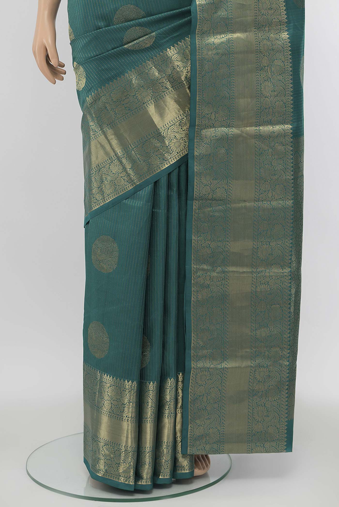pleats pallu