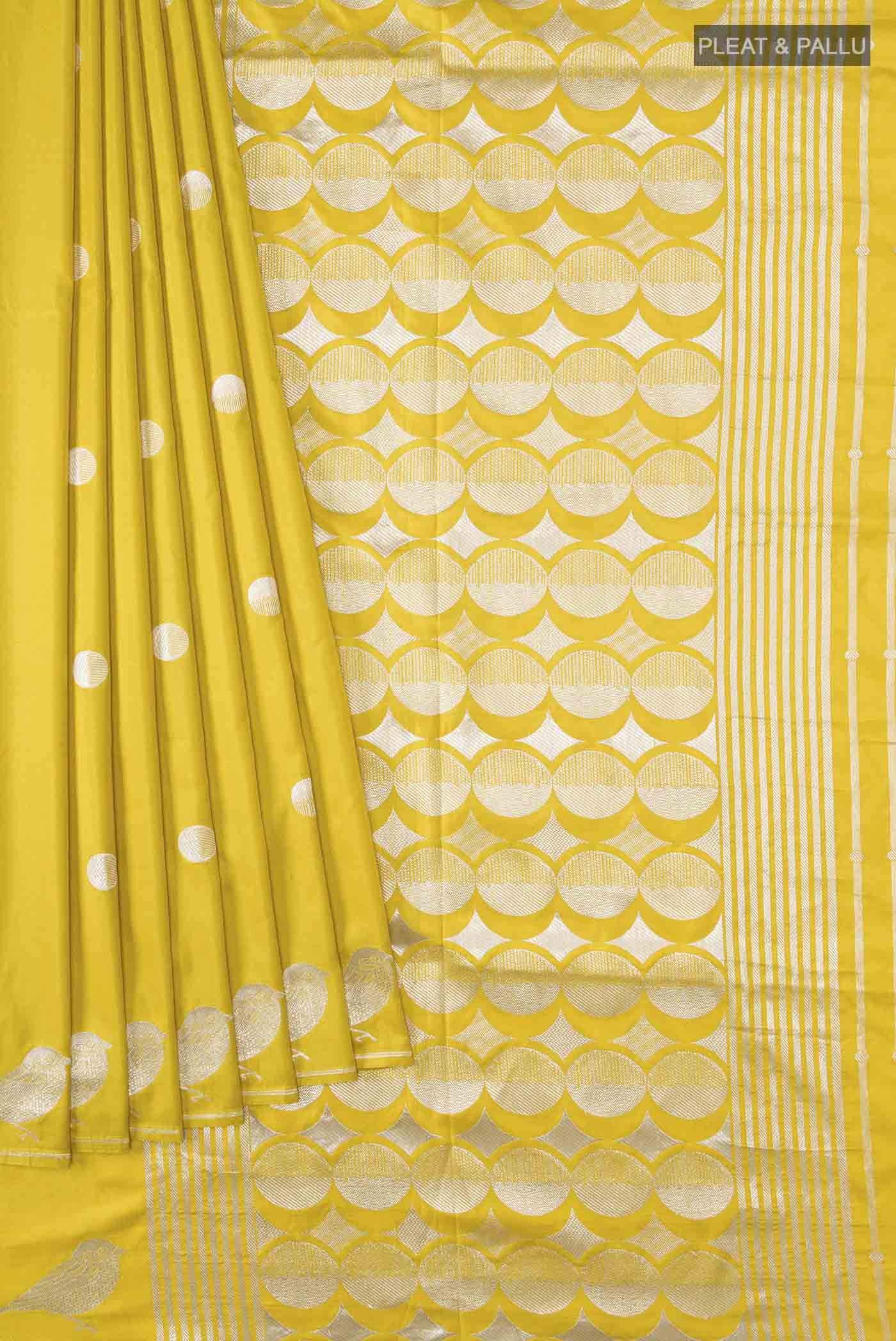 pleats pallu