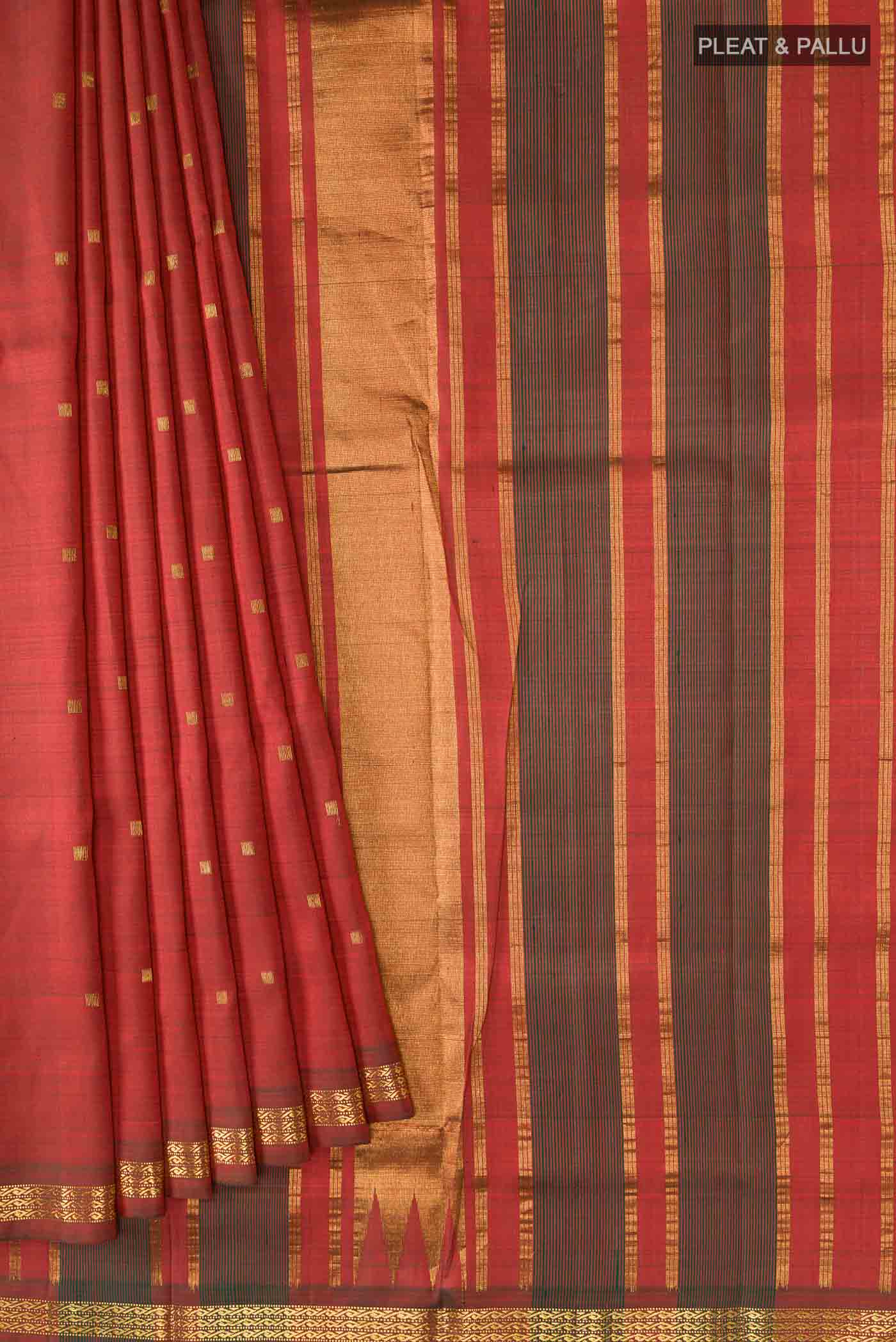 pleats pallu