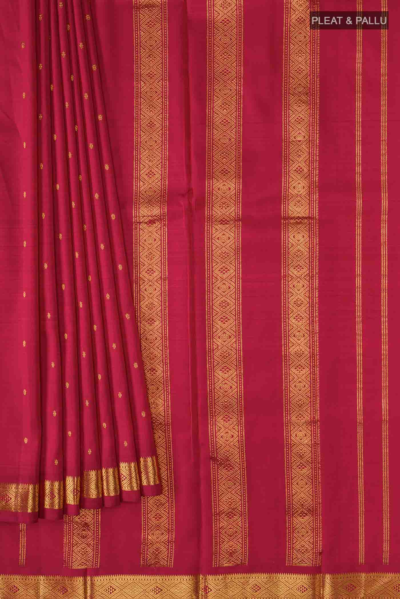 pleats pallu