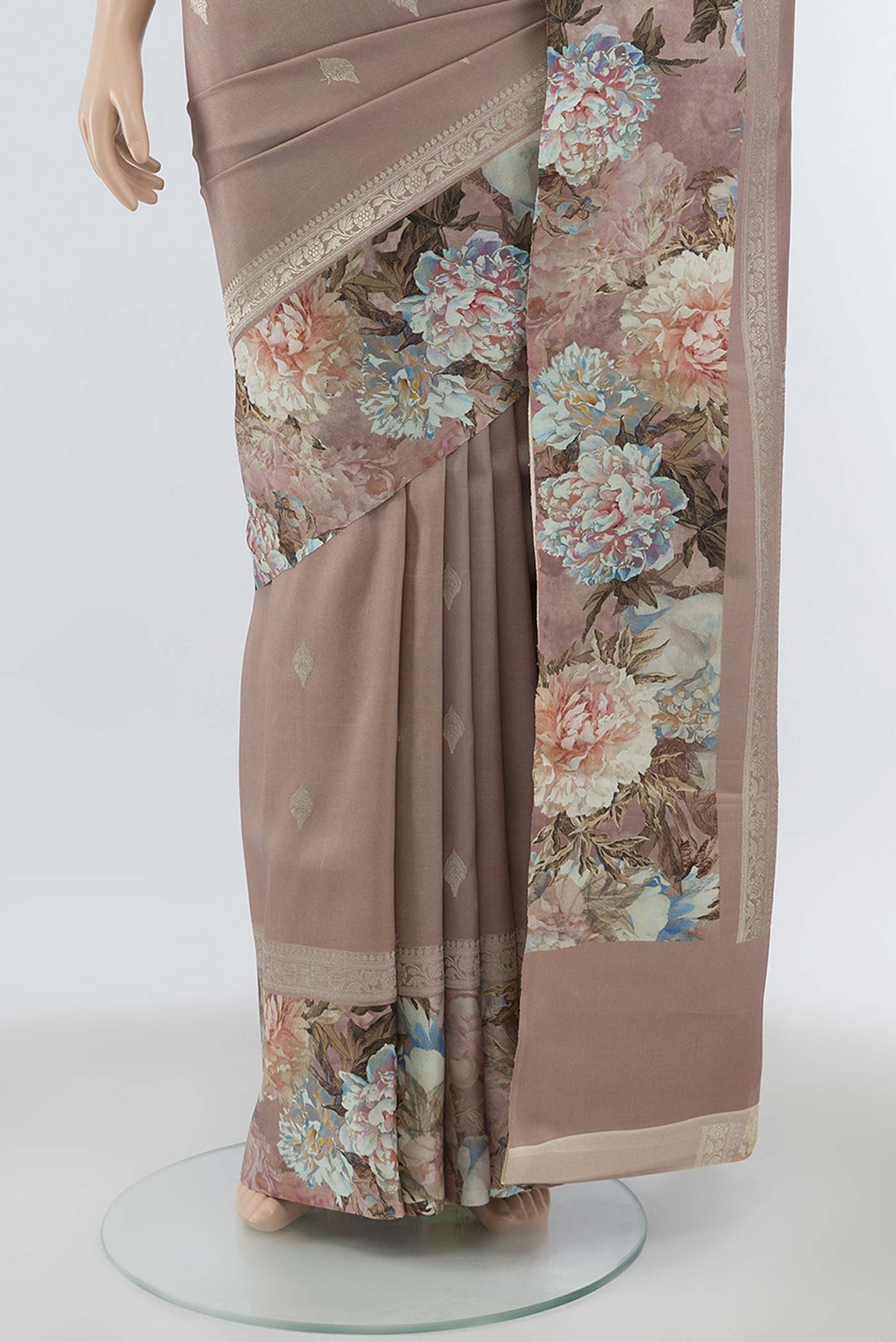 Pleats and pallu of Pure Silk Pure Zari Peach Printed Saree with Floral Print on the body and Fancy Border