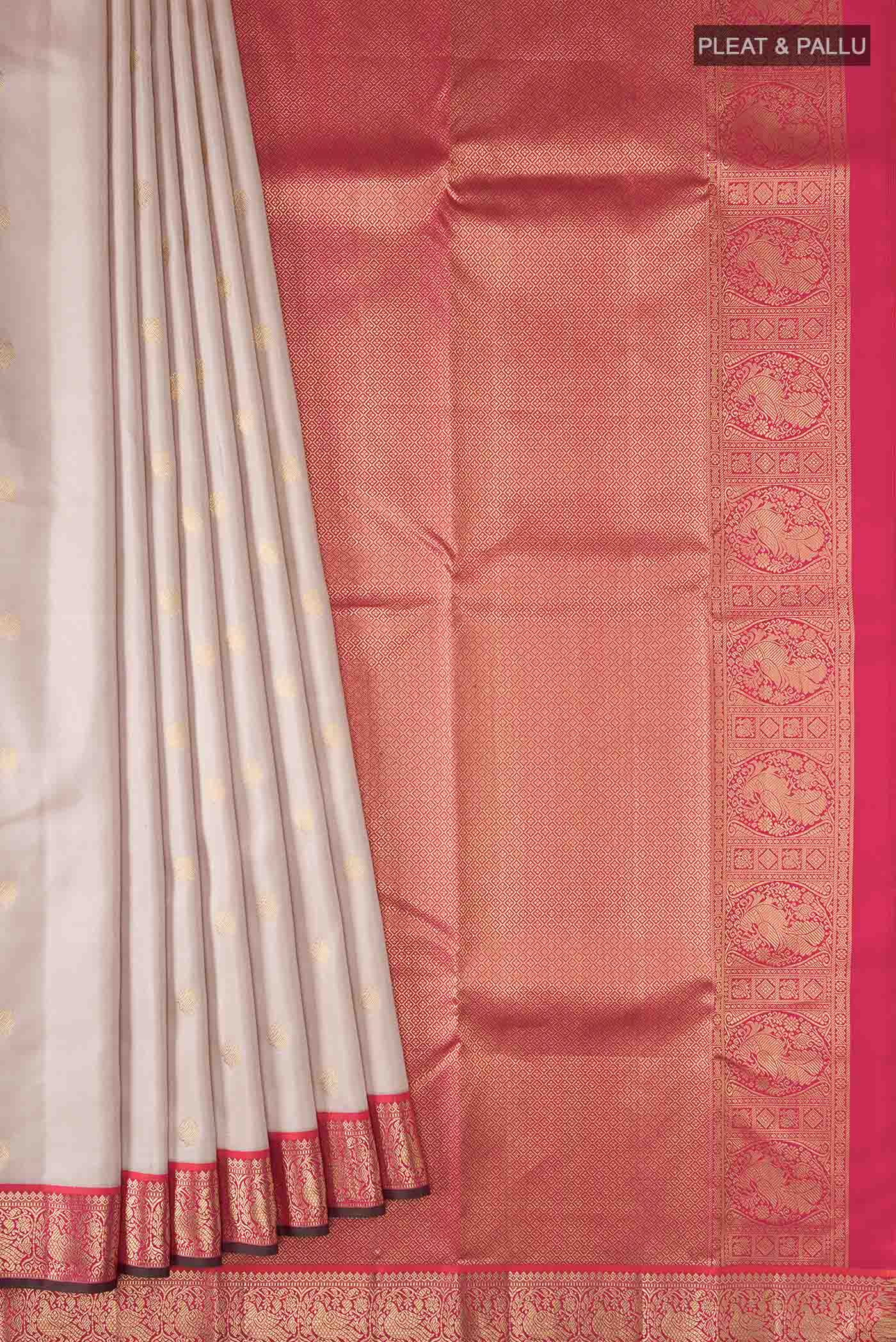 pleats pallu