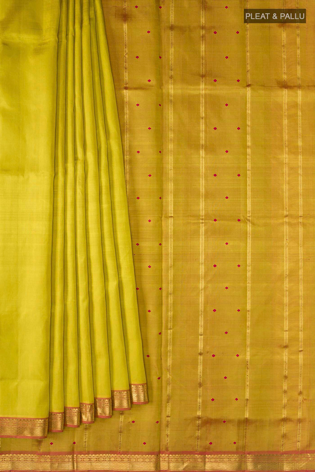 pleats pallu
