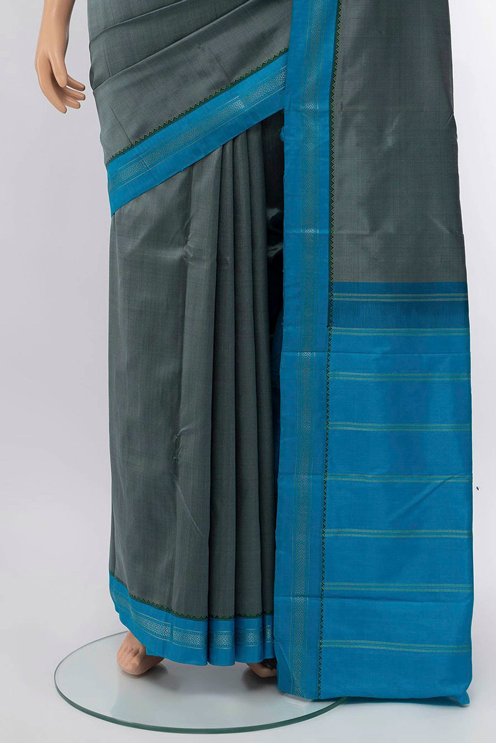 pleats pallu