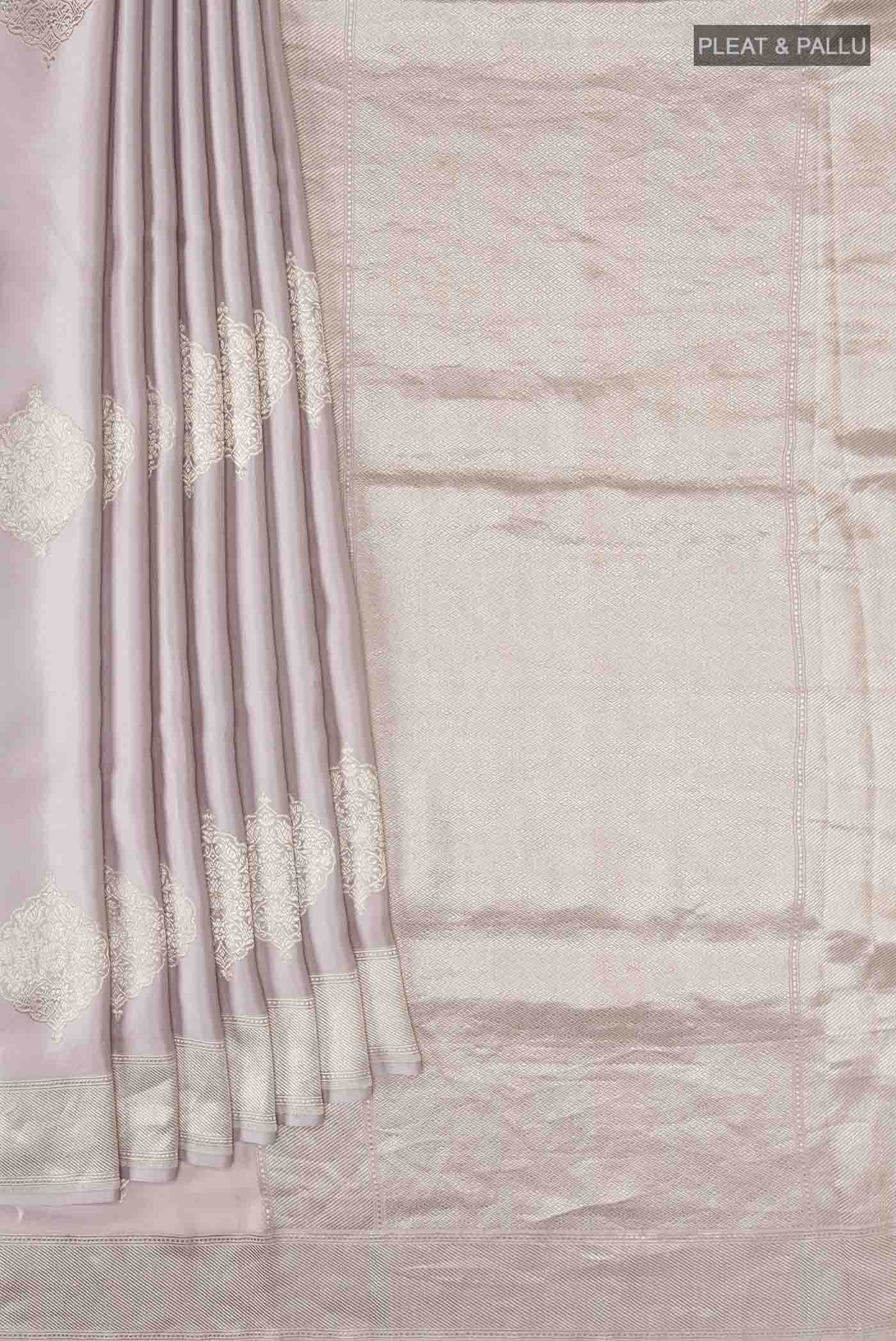 pleats pallu