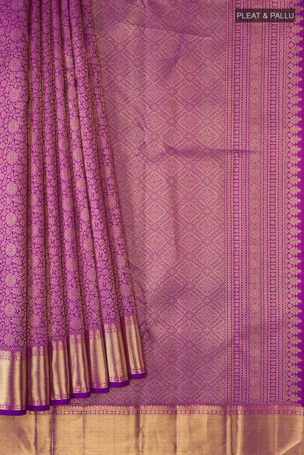 pleats pallu