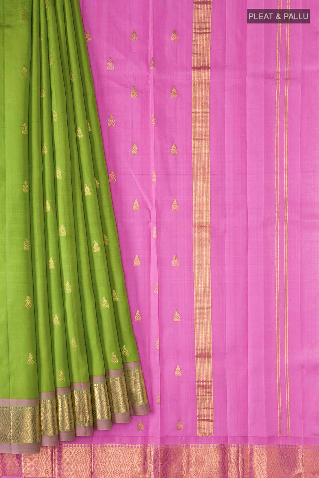 pleats pallu
