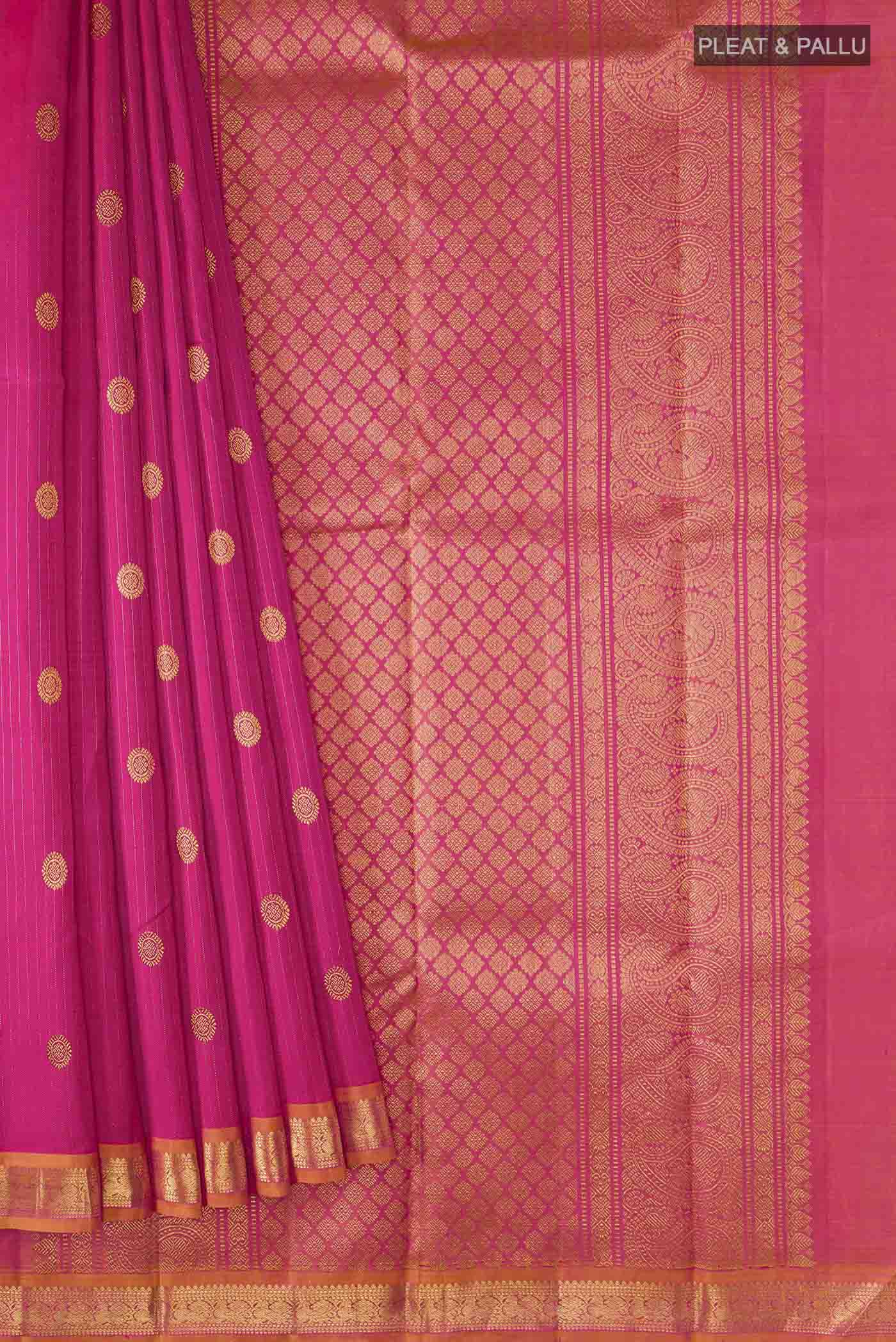 pleats pallu