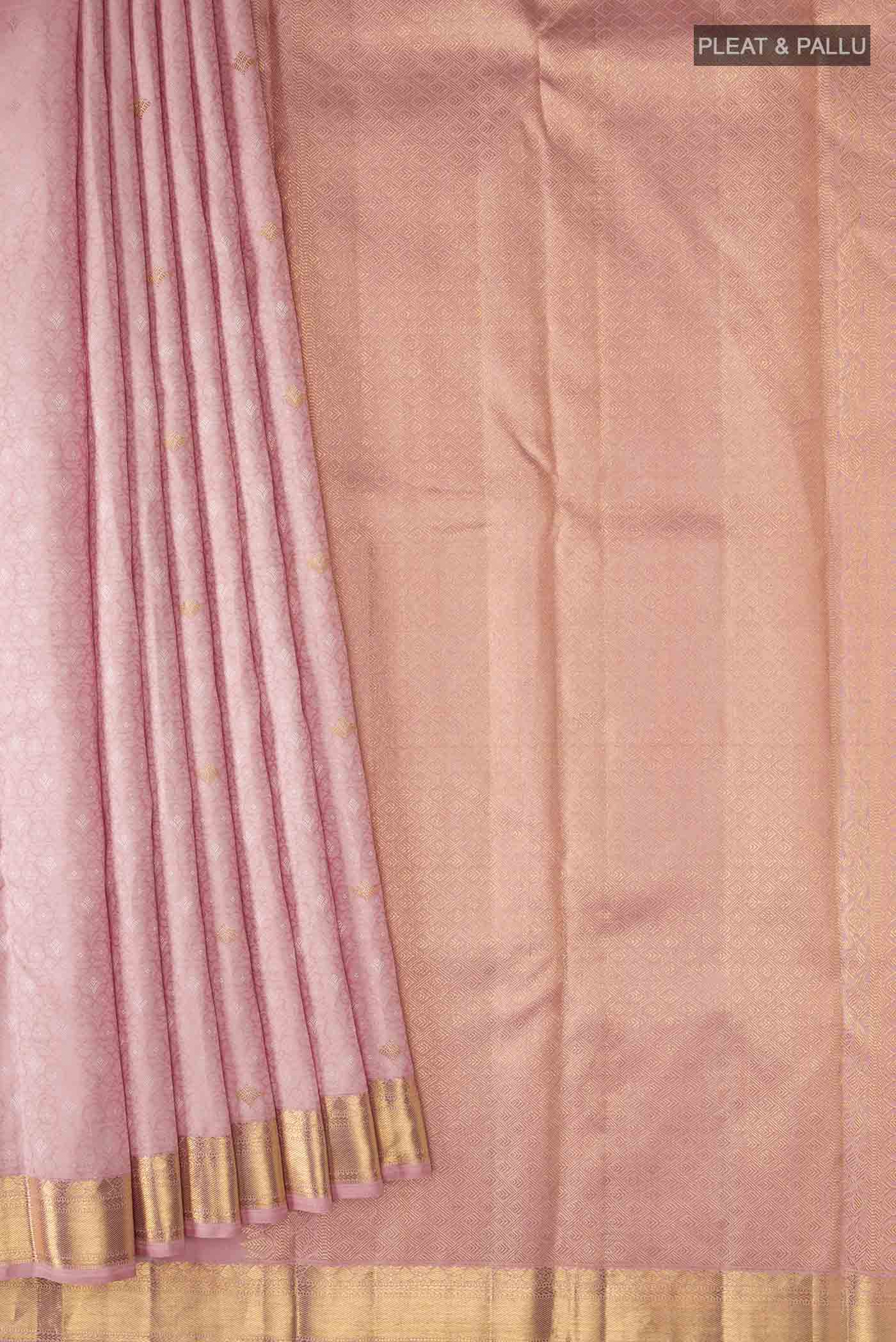 pleats pallu
