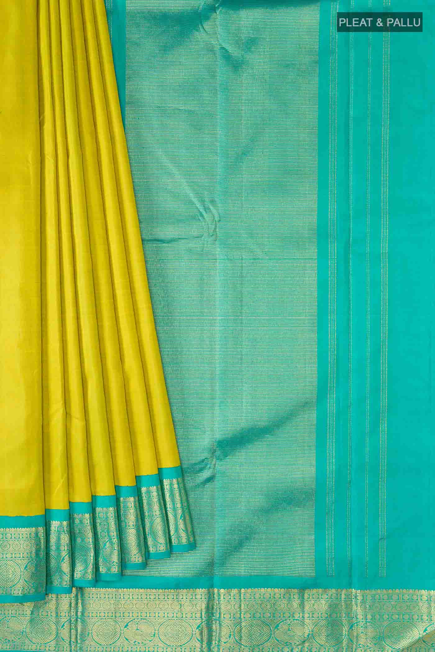 pleats pallu