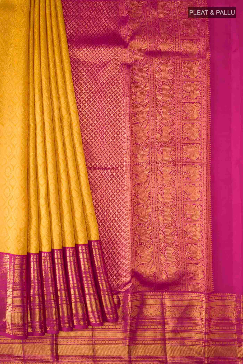 pleats pallu