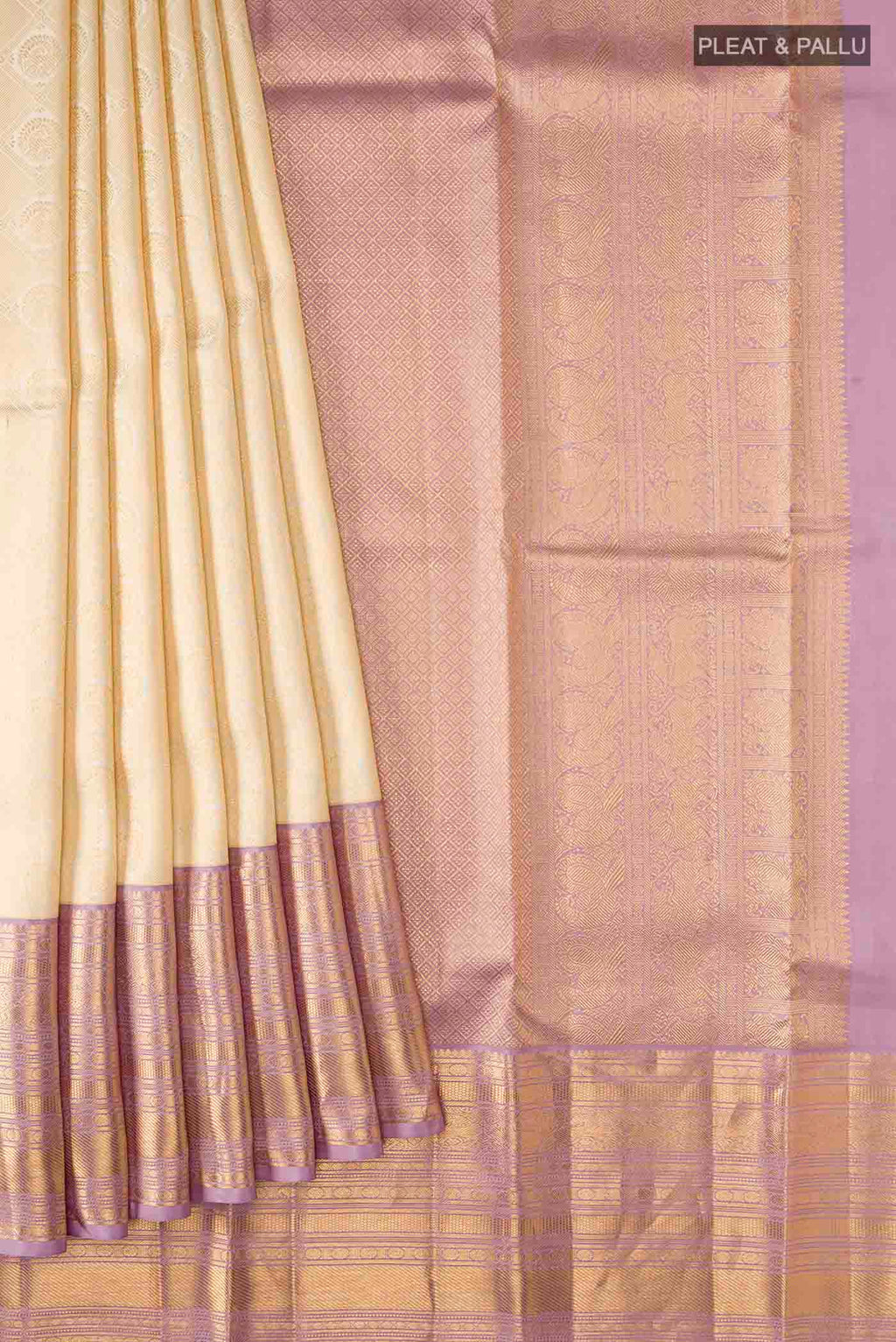 pleats pallu