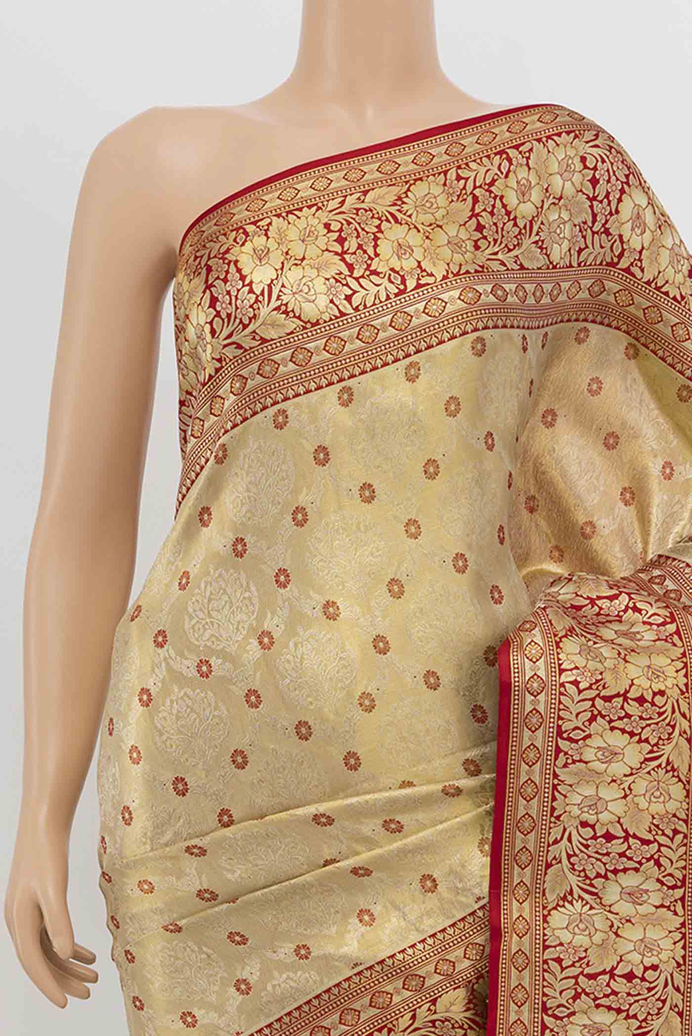 Border image of Gold Kanchipuram Tissue Silk Saree with Zari Brocade on the body and Zari Border