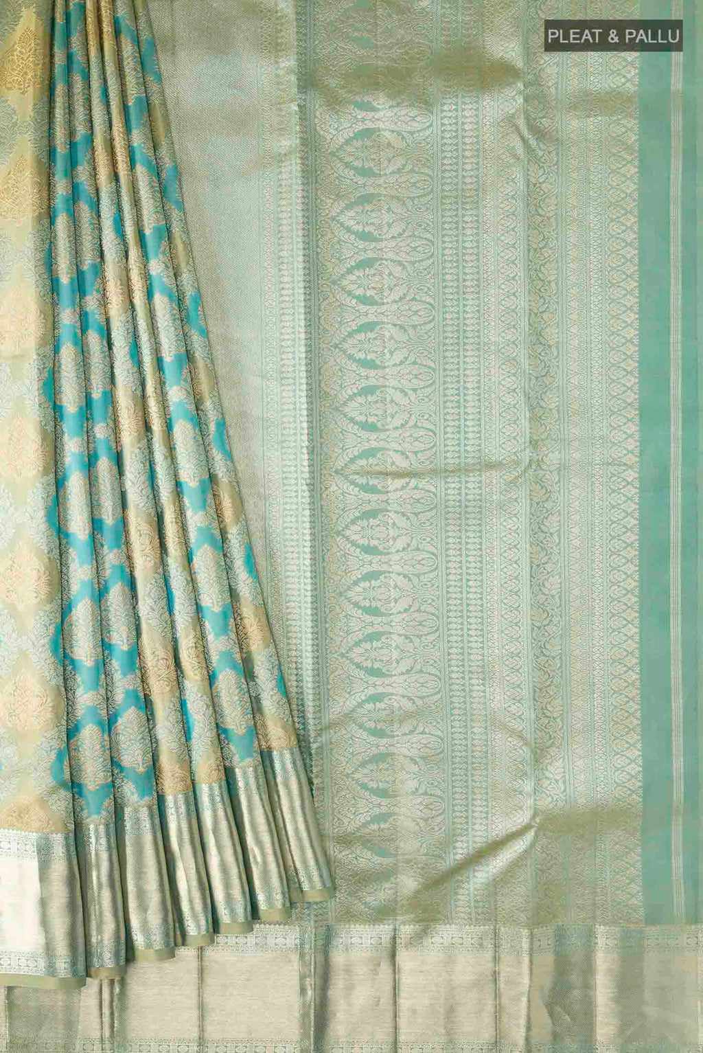 pleats pallu