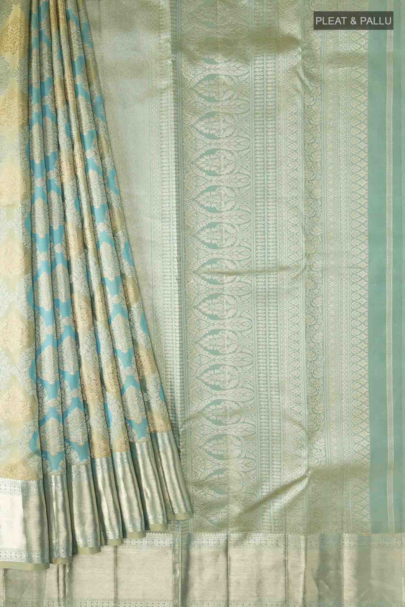 pleats pallu