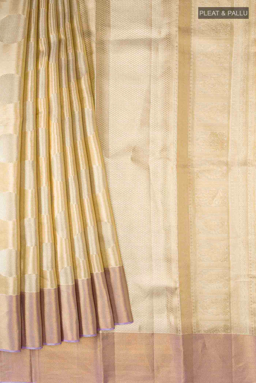 pleats pallu