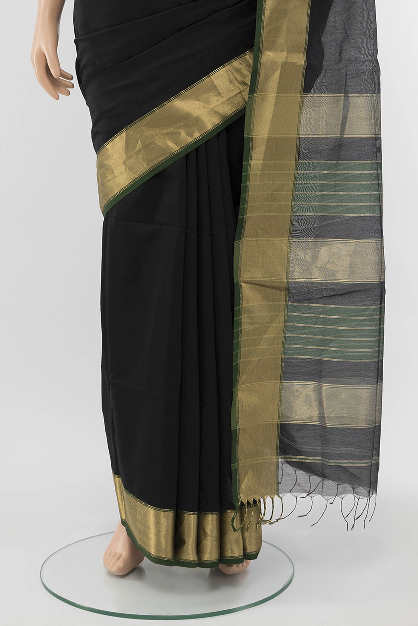 pleats pallu