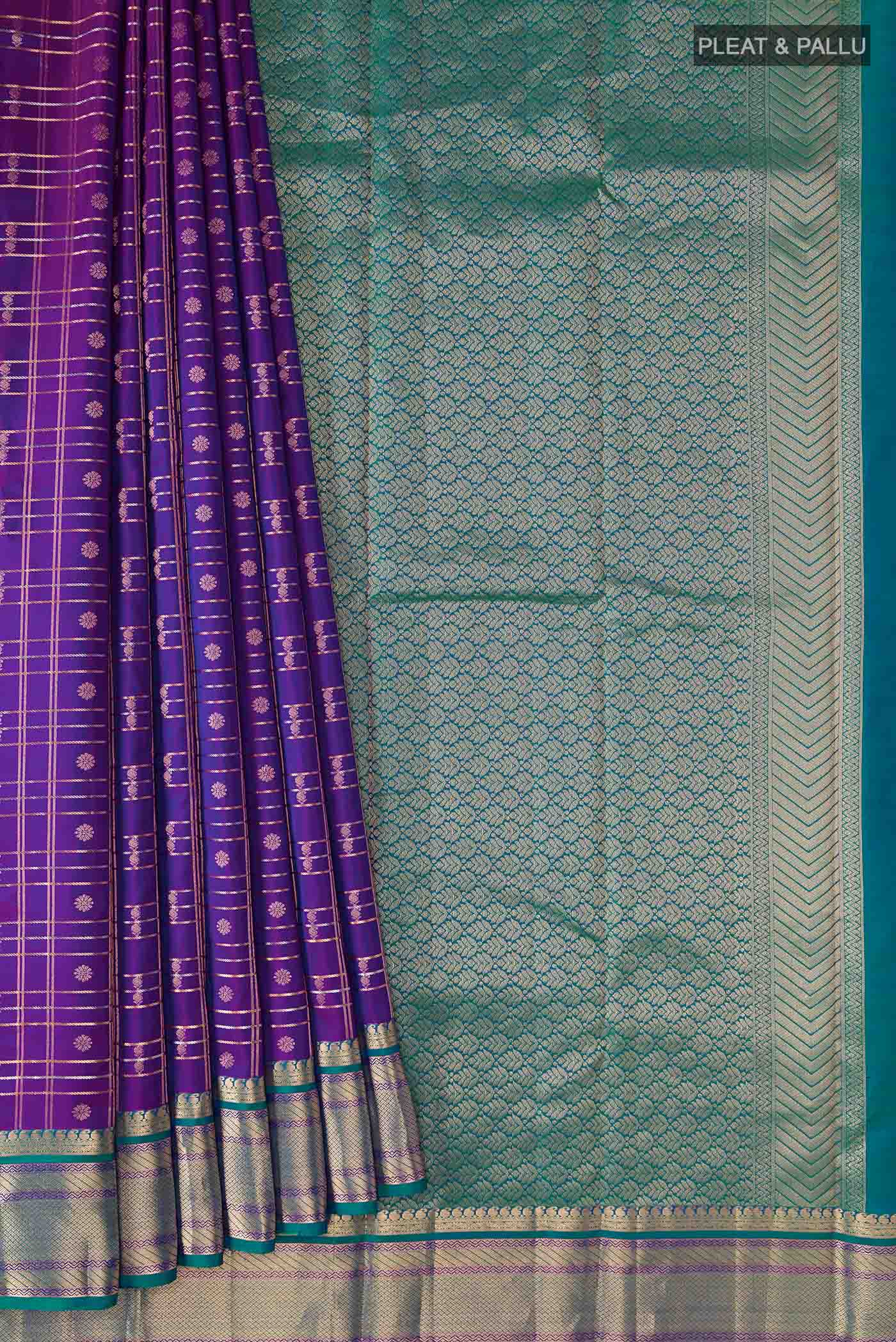 pleats pallu