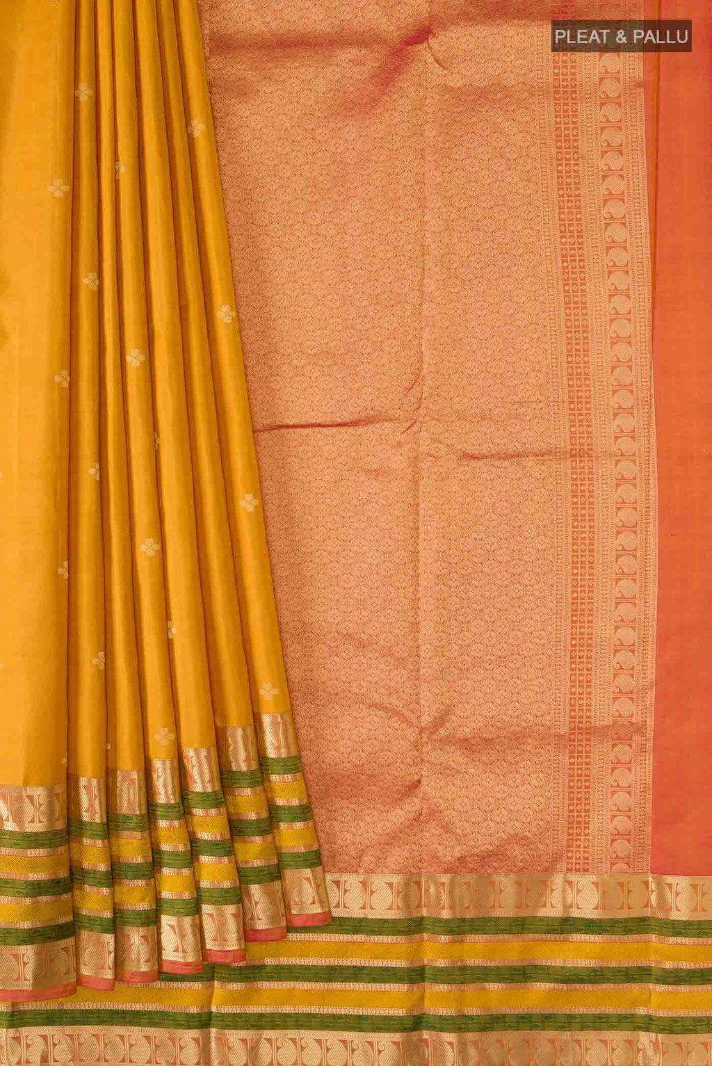 pleats pallu