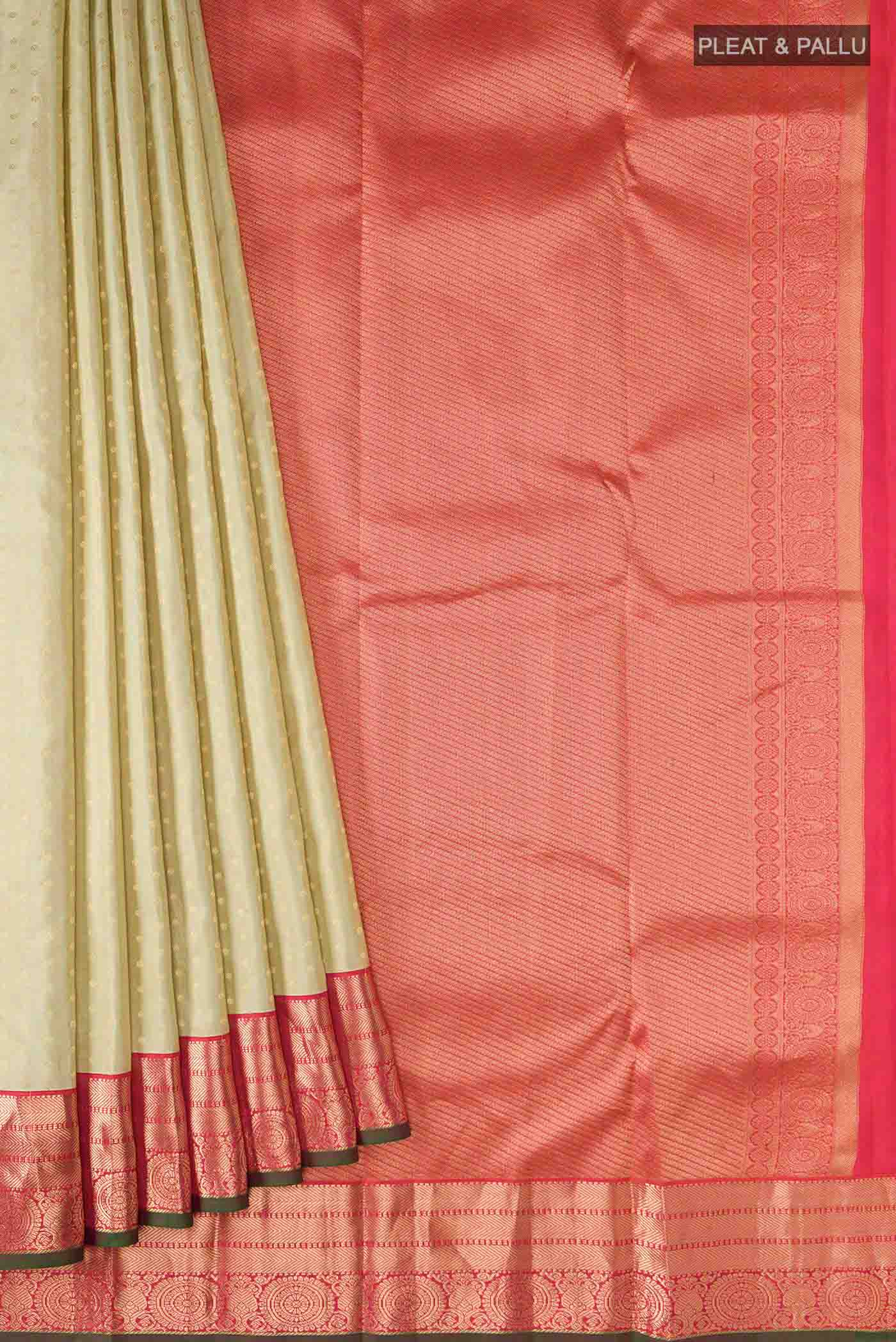 pleats pallu
