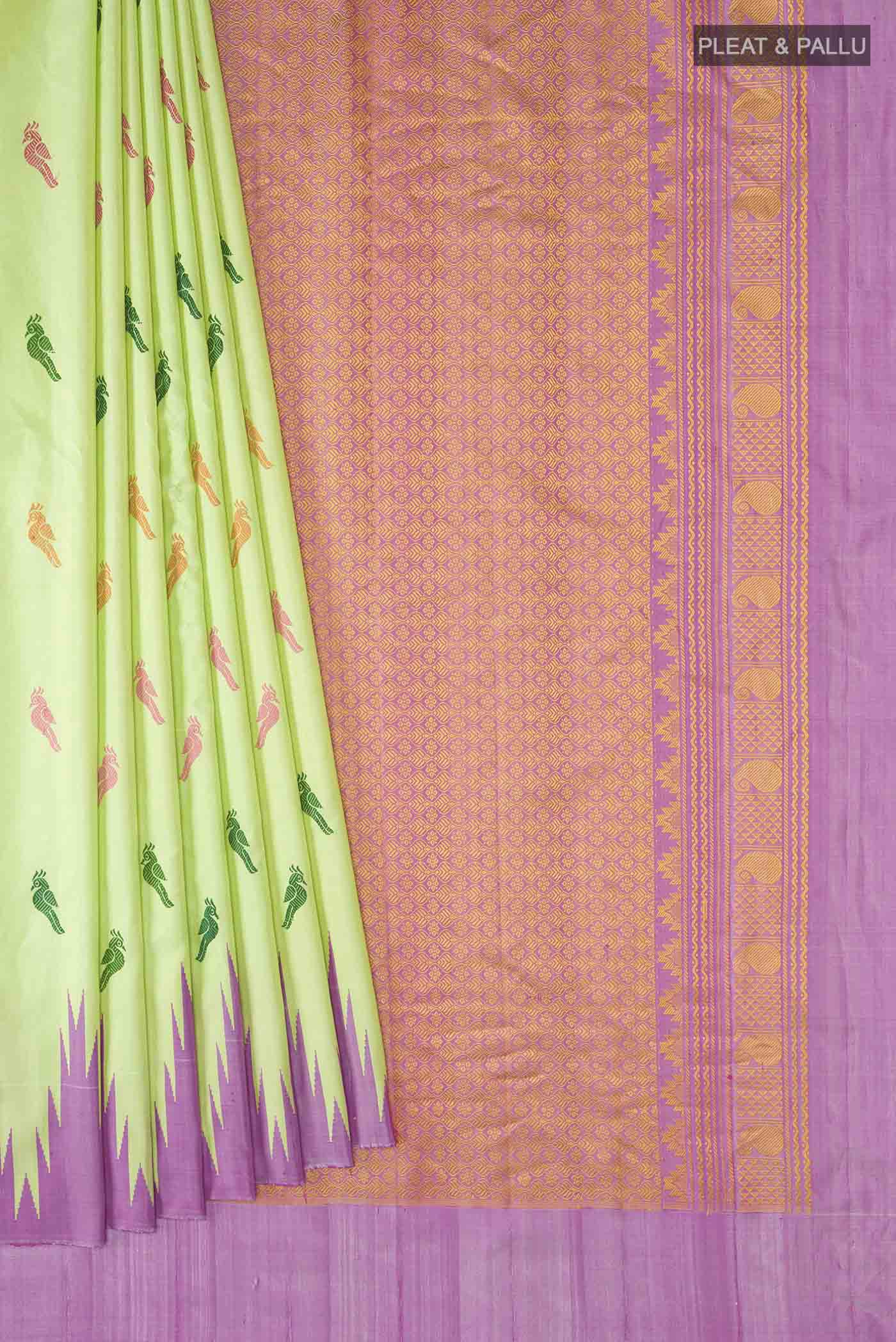 pleats pallu