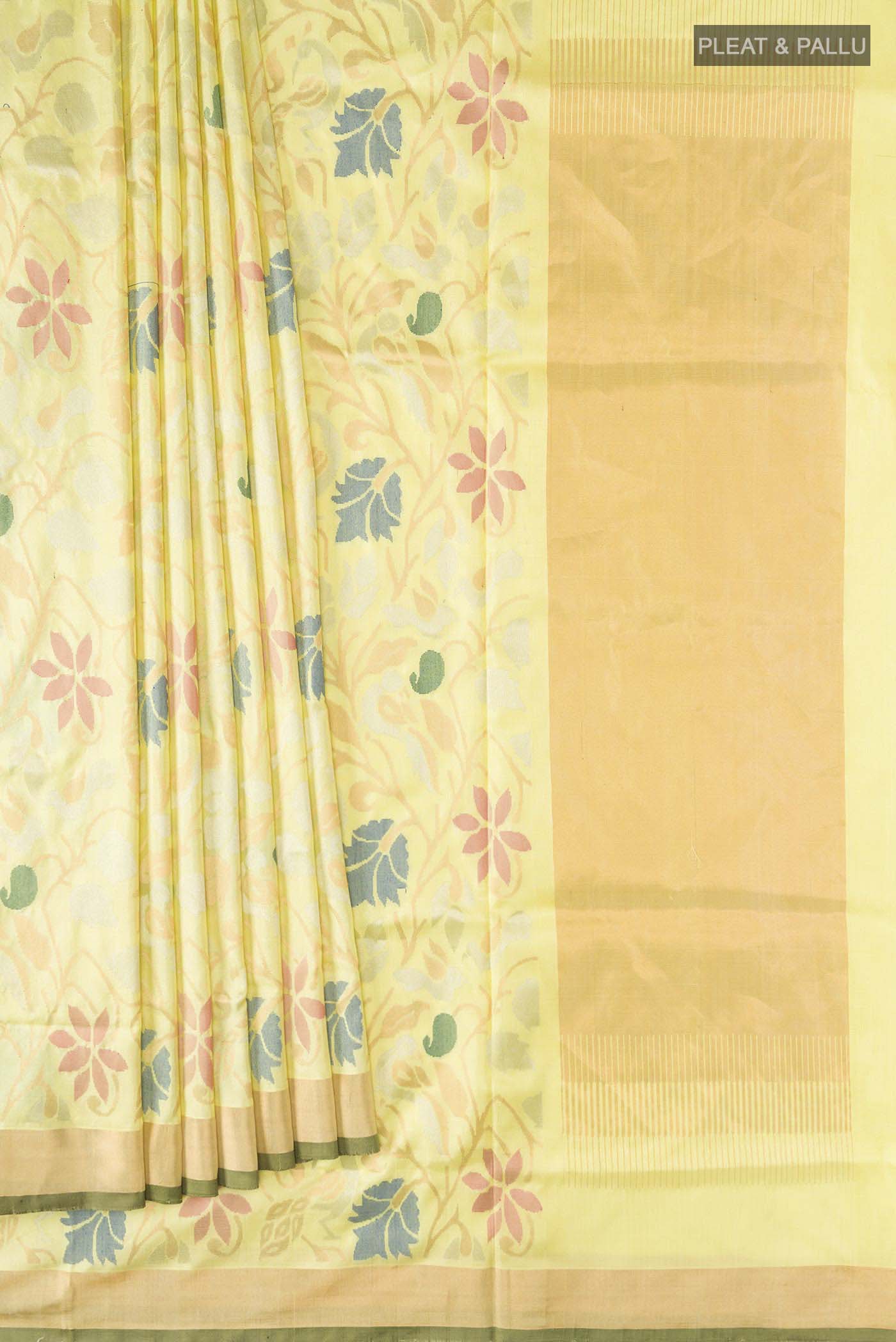 pleats pallu