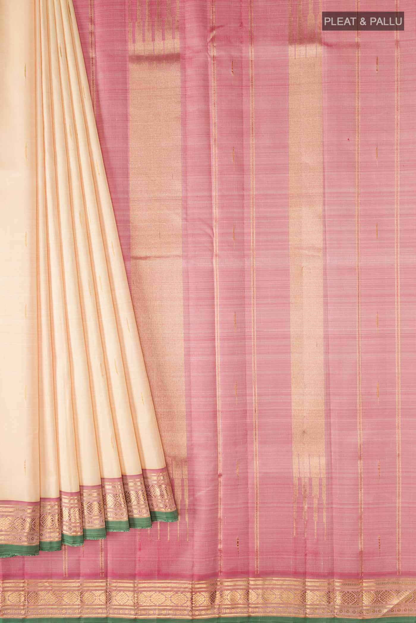 pleats pallu
