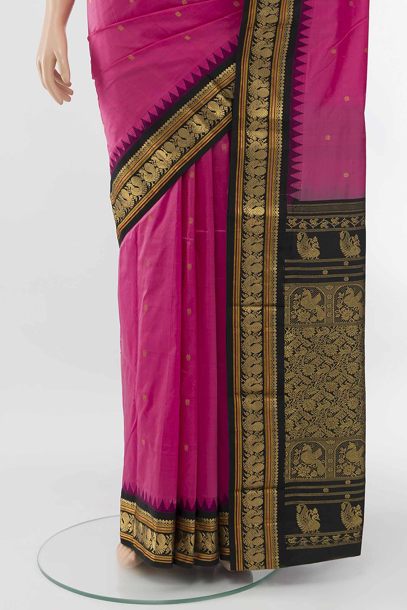 pleats pallu